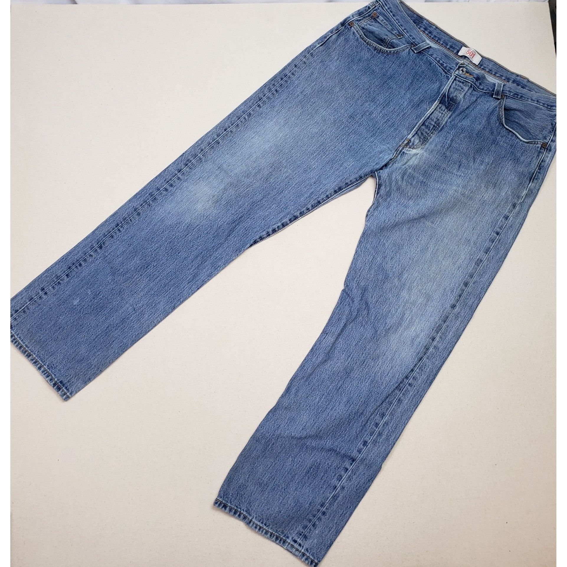 Levi's Levi's 501 Men's Straight Leg Button Fly Jeans 40/34 Size US 40 / EU 56 - 1 Thumbnail