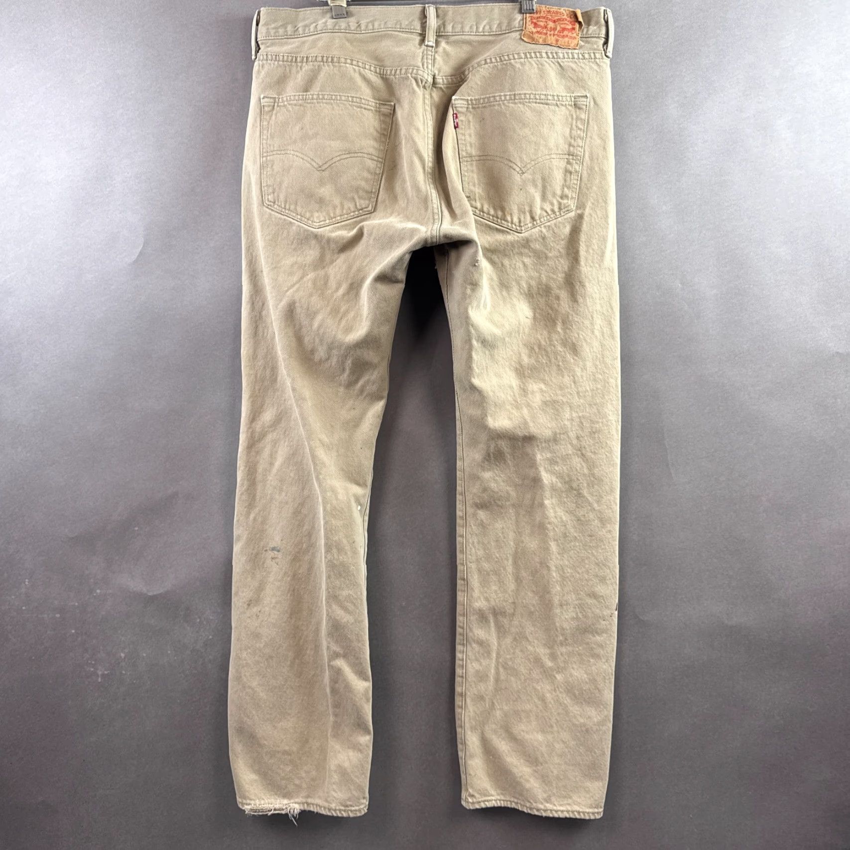 Levi's VINTAGE Levi's 501 Jeans 36x32 Beige Denim Button Fly Thrashed Workwear Distressed Stains Mens Pants 5-Pocket Denim Jeans Regular Fit Cotton Size US 36 / EU 52 - 4 Thumbnail