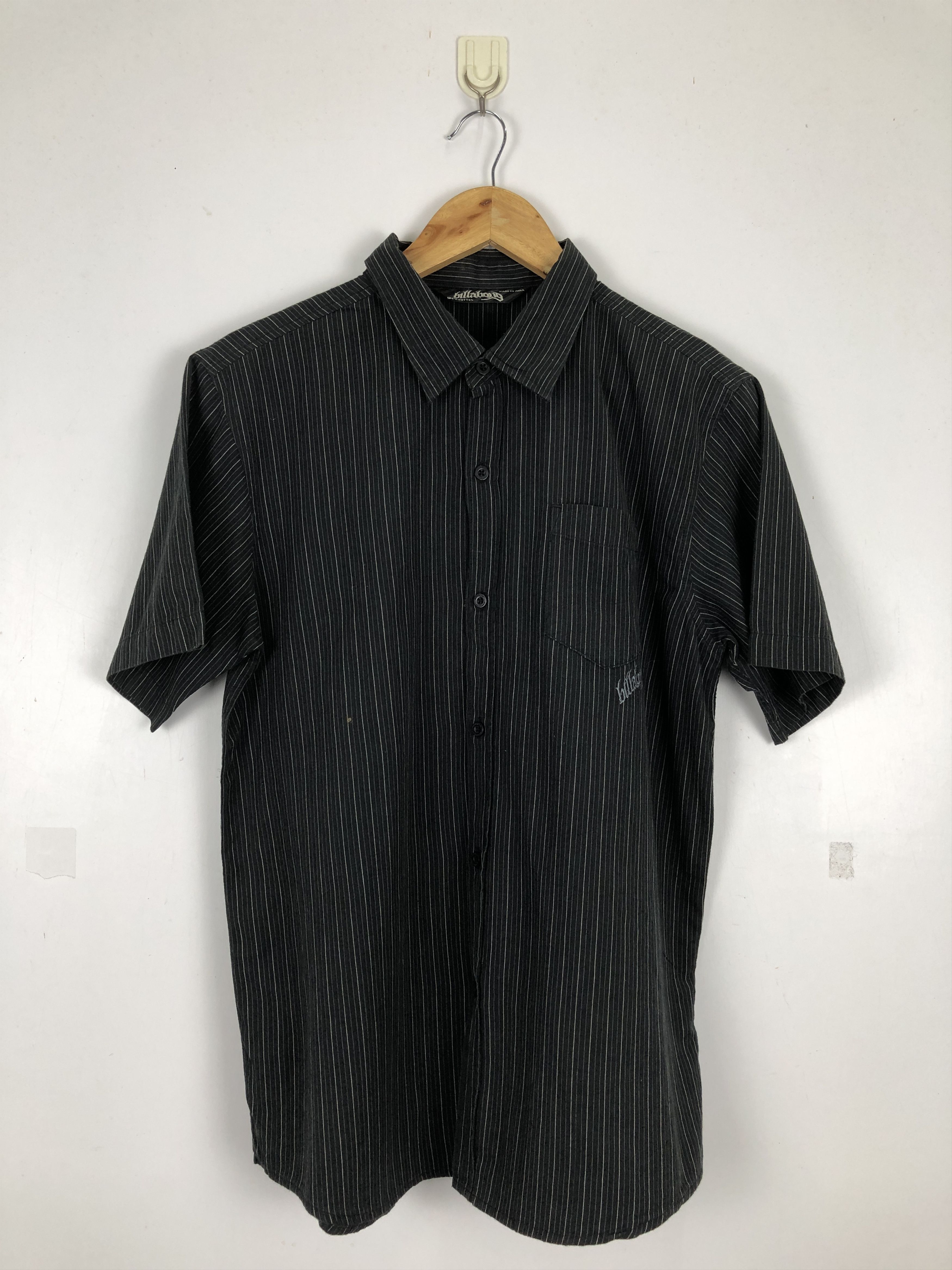 Billabong × Vintage Vintage 90s Billabong Skull Graphic Surfing Button Up Shirt Size US M / EU 48-50 / 2 - 2 Thumbnail