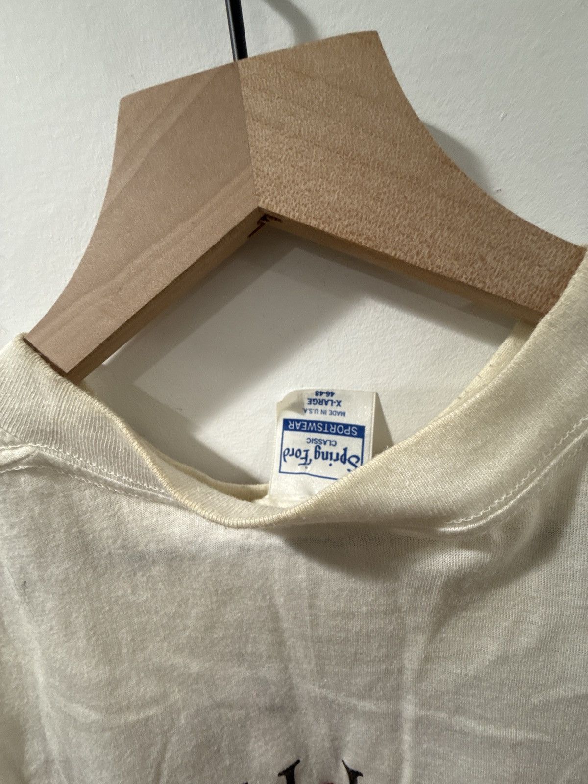 Vintage Vintage 1988 Van Halen Tour ’88 Sleeveless Tee Size US XL / EU 56 / 4 - 3 Thumbnail