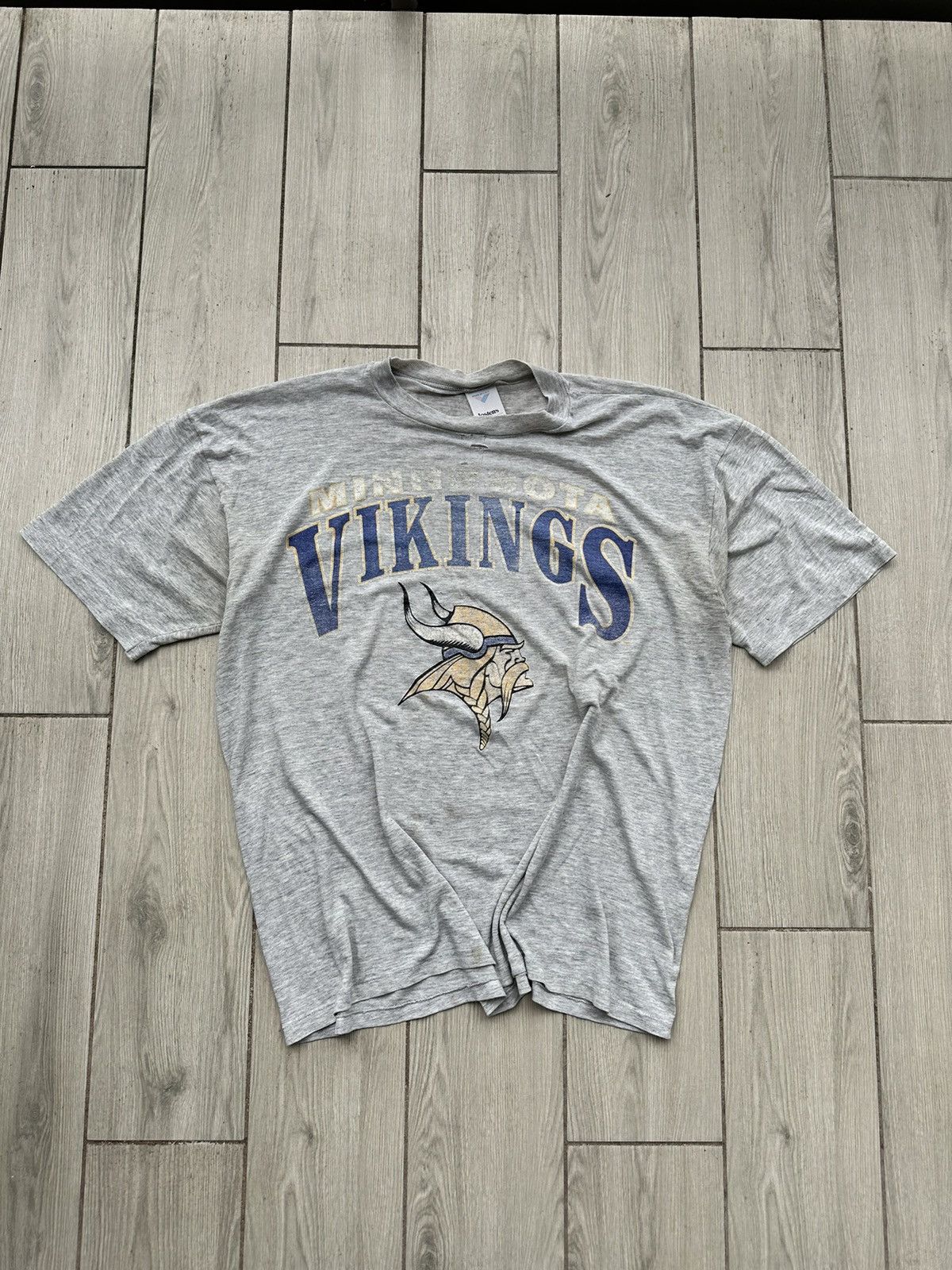 NFL Vintage 90s Minnesota Vikings T Shirt NFL Size US XL / EU 56 / 4 - 1 Thumbnail