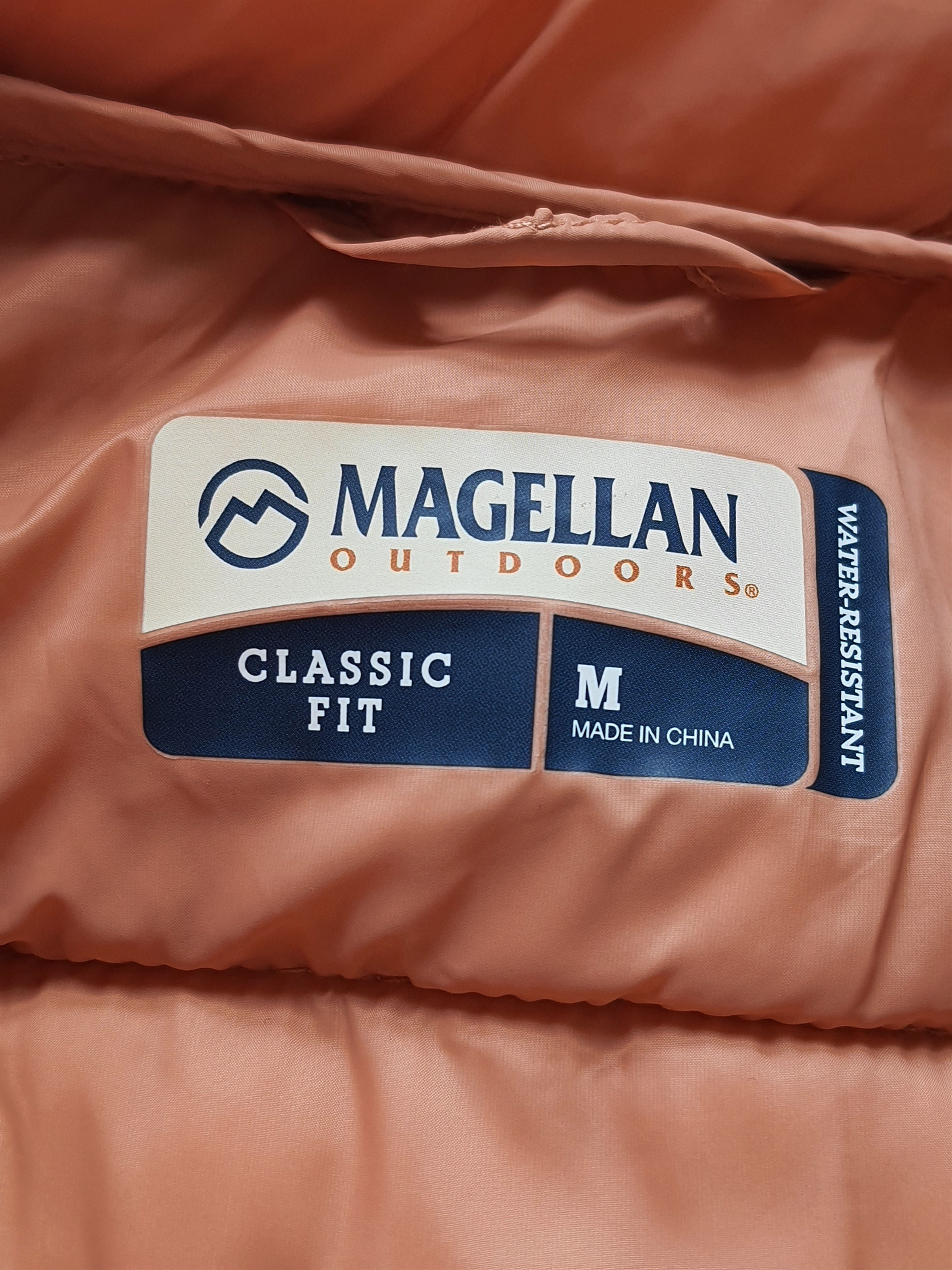 Other Magellan Outdoors Women's Medium Peach Pink Puffer Vest NWT Size M / US 6-8 / IT 42-44 - 4 Thumbnail