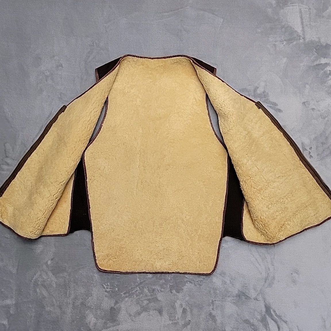 Vintage VINTAGE Shearling Vest Mens M Brown Wool Lining Western Ranch Workwear 70s Zip Zipper Cowboys Cowboys Mens Size US M / EU 48-50 / 2 - 7 Thumbnail