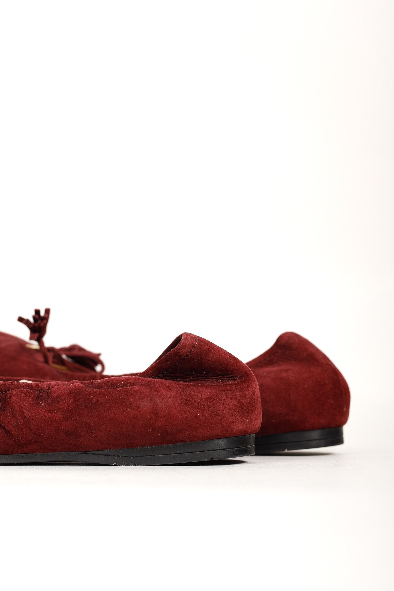 Prada Prada Burgundy Suede Tassel-Bow Scrunch Ballet Flat Size US 5.5 / IT 35.5 - 9 Thumbnail