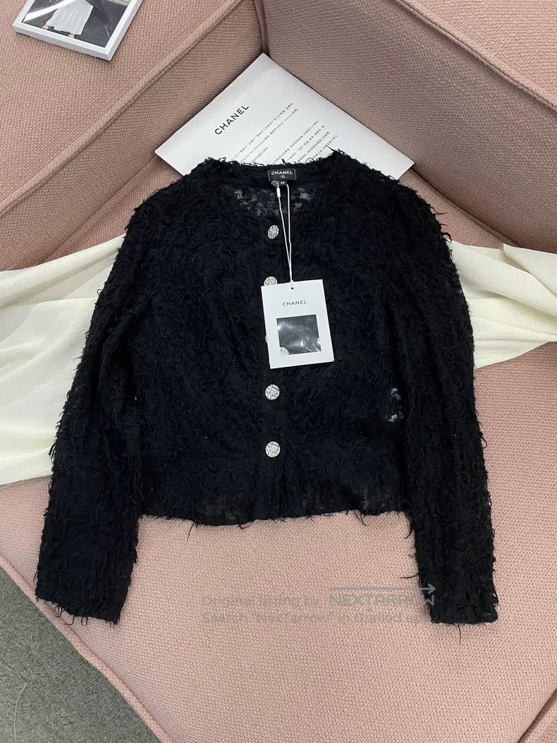 Chanel Chanel 22A Chanel Black Woollen Jacket Size XS / US 0-2 / IT 36-38 - 1 Thumbnail