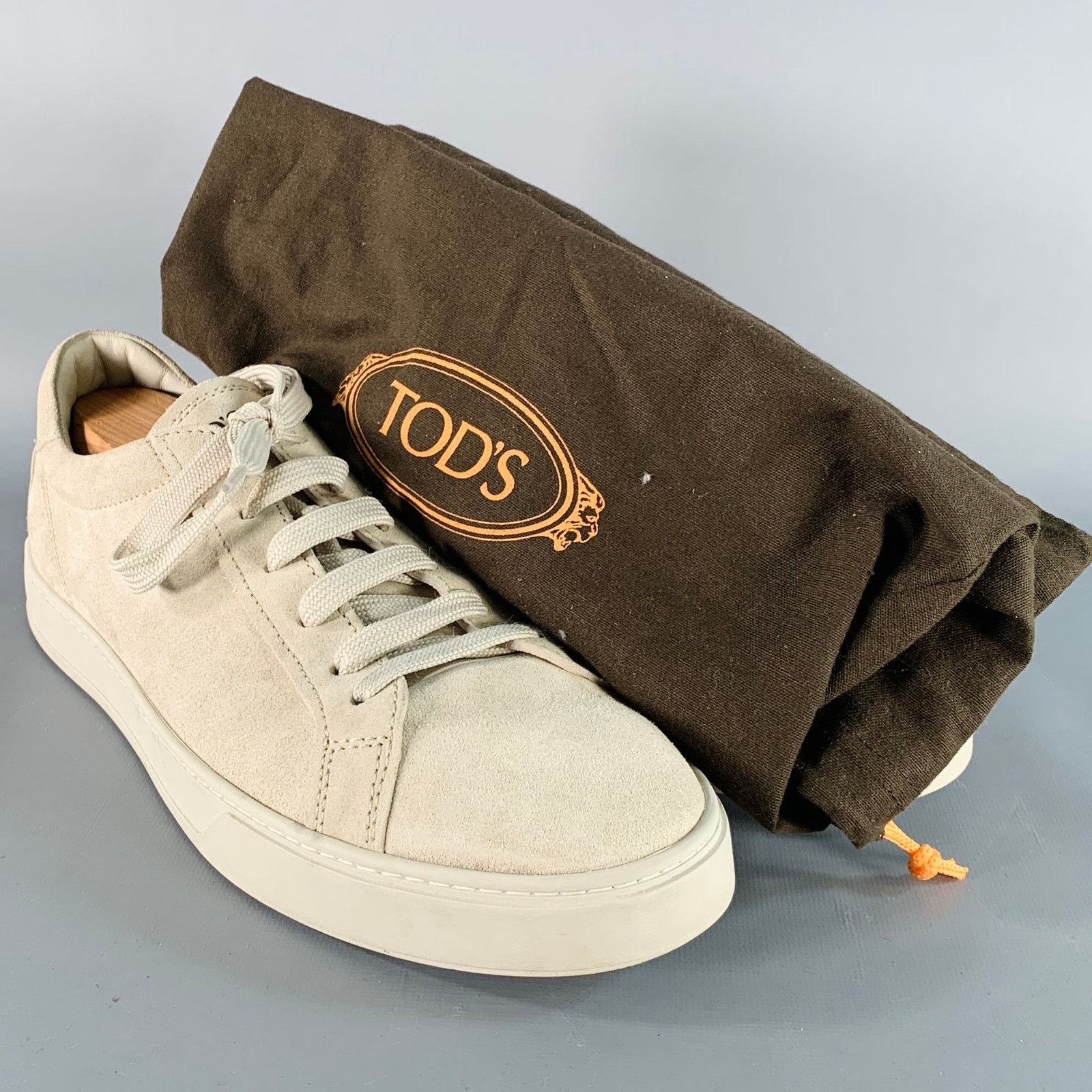 Tod's TOD'S Size 11 Grey Suede Low Top Rubber Sole Sneakers Size US 11 / EU 44 - 9 Thumbnail