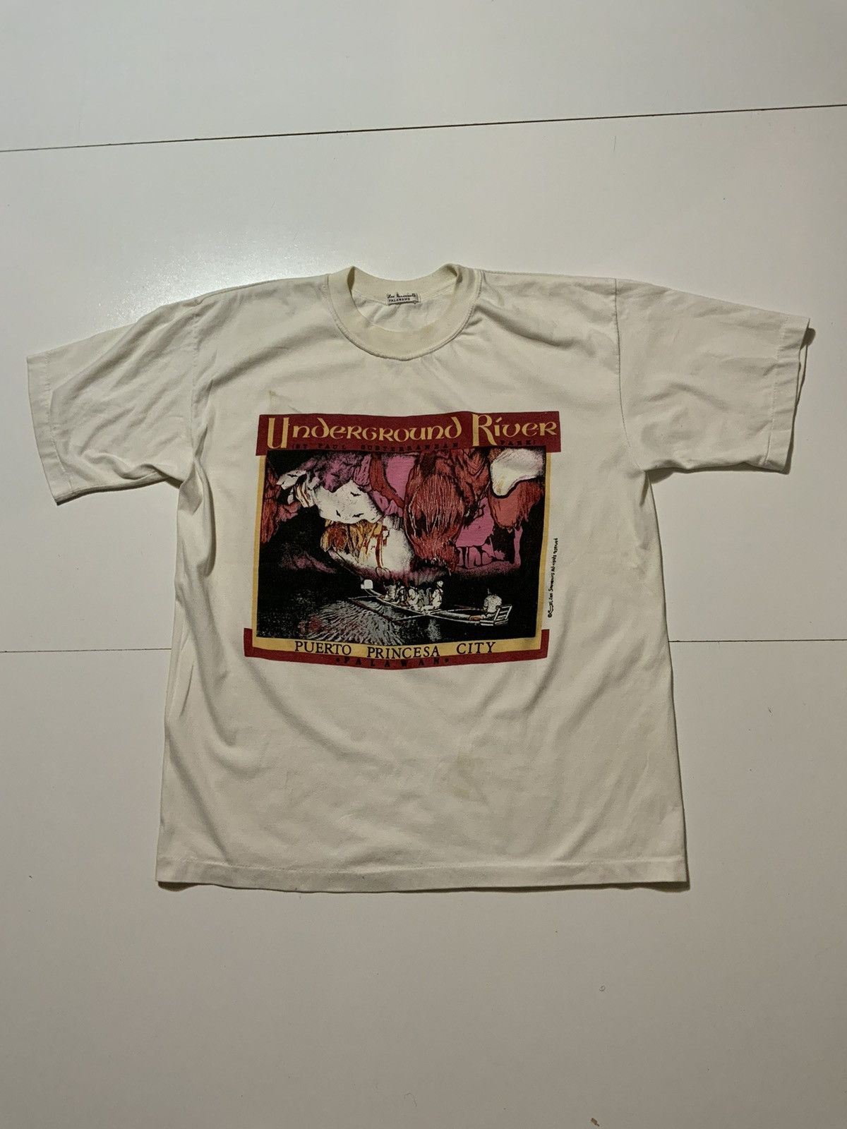 Vintage VTG Souvenirs Palawano Philippines Single Stitch T-Shirt Size US S / EU 44-46 / 1 - 1 Thumbnail