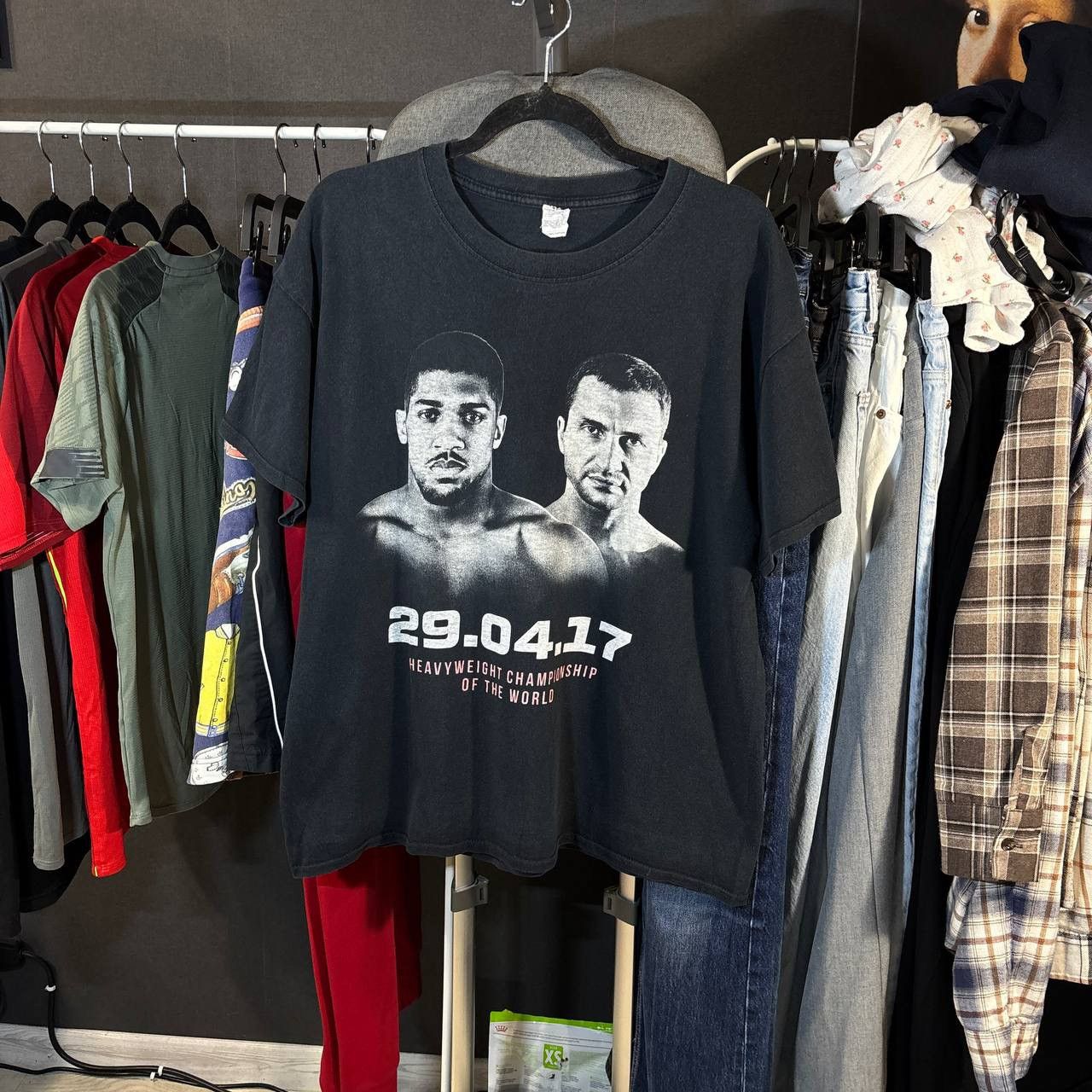 Other Anthony Joshua Vs Vladimir Klitschko 2017 T-Shirt Size:M Size US M / EU 48-50 / 2 - 2 Thumbnail