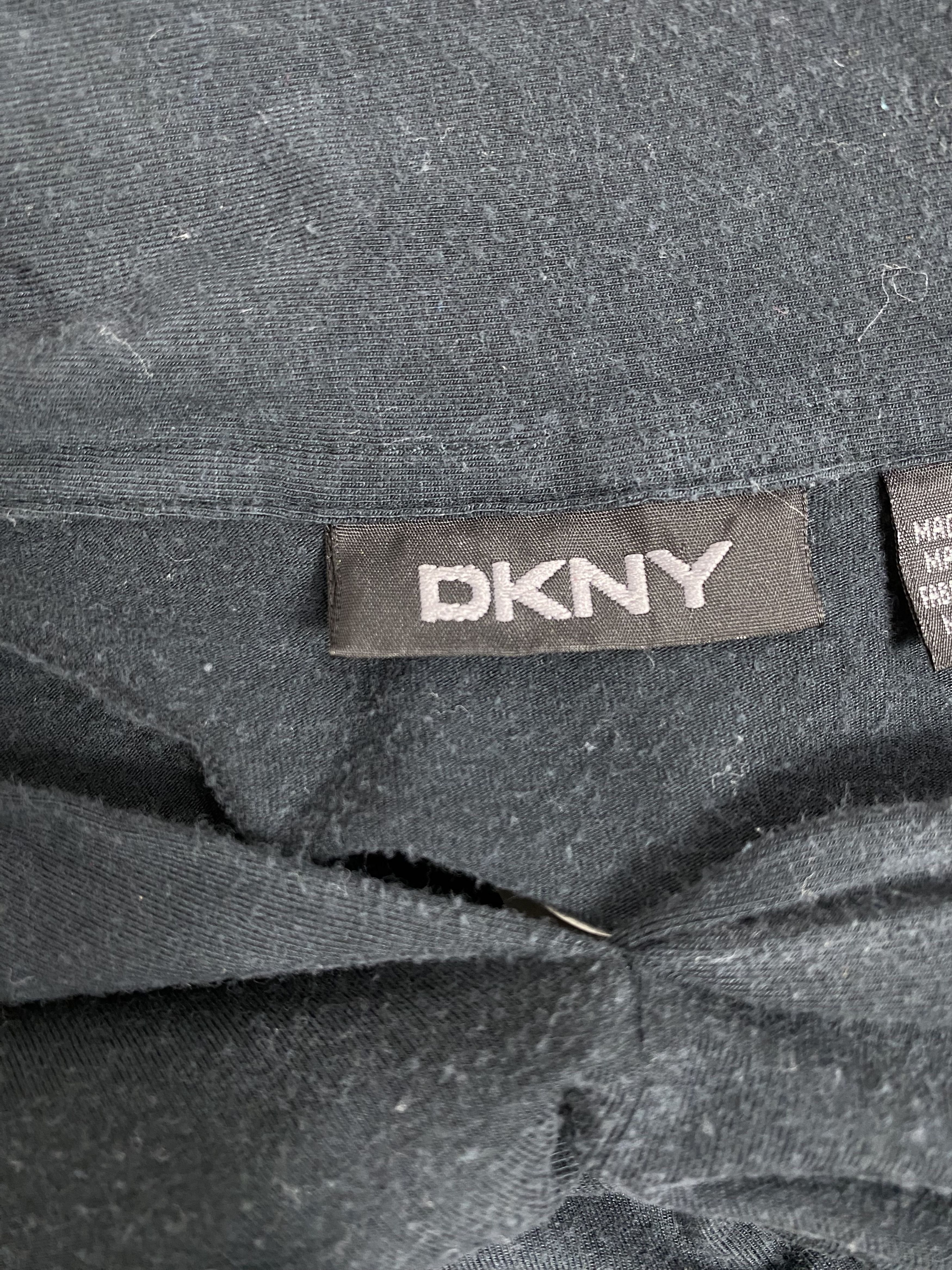DKNY Vintage DKNY Faded Black T-Shirts PT0030 Size US M / EU 48-50 / 2 - 7 Thumbnail