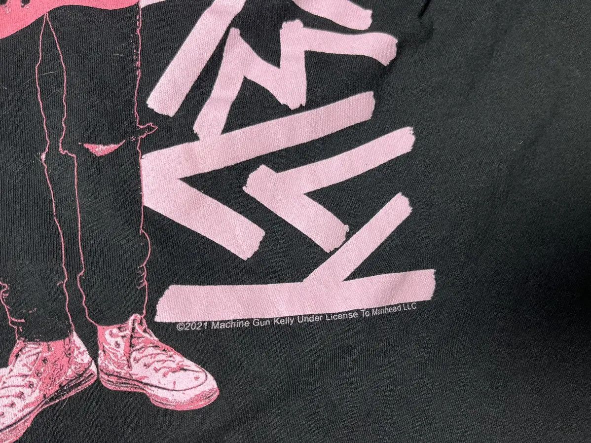 Band Tees Machine Gun Kelly Tshirt size Medium Size US M / EU 48-50 / 2 - 4 Thumbnail