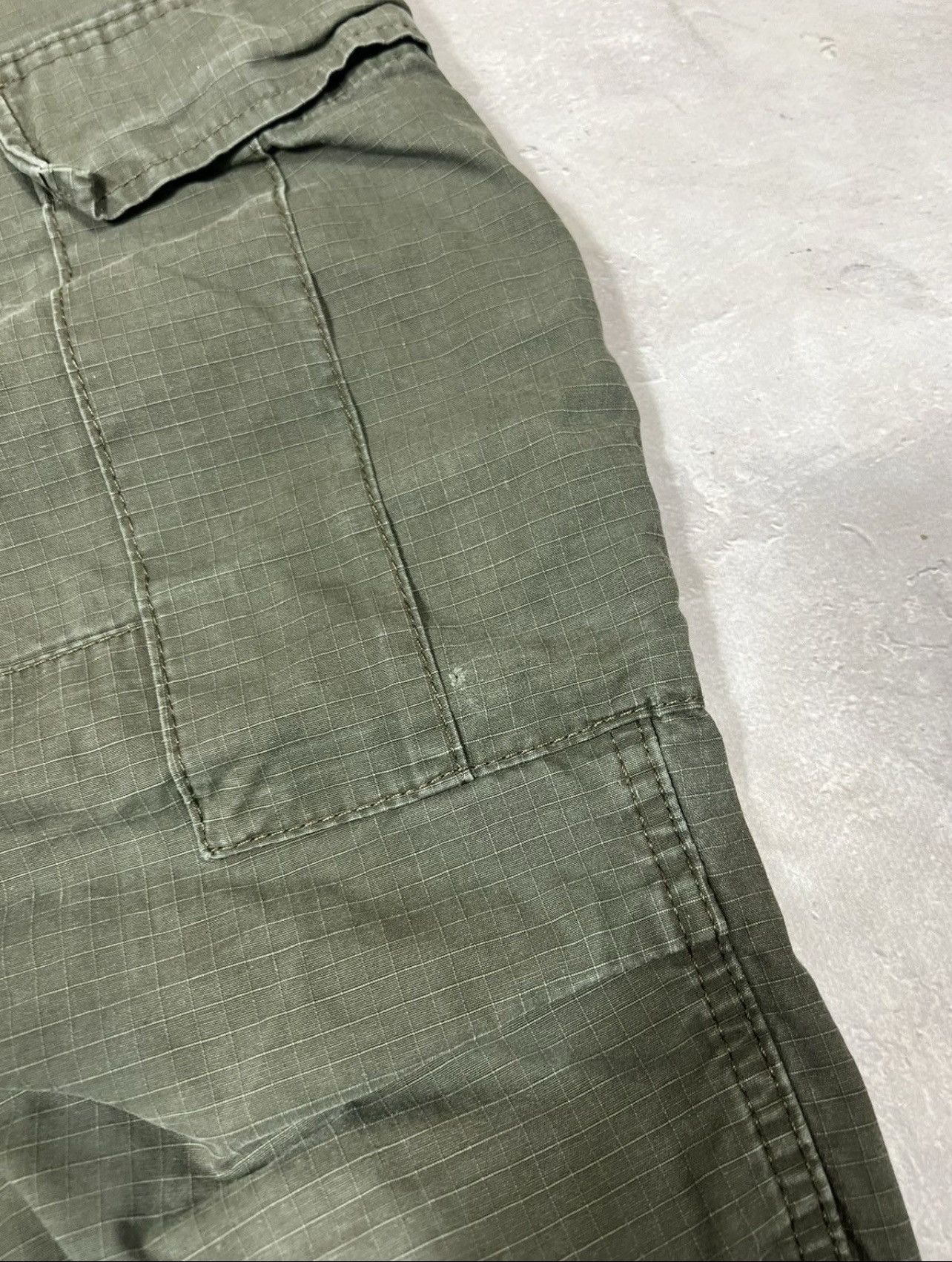 Carhartt Vintage Carhartt Baggy Distressed Cargo Pants Size US 32 / EU 48 - 11 Thumbnail
