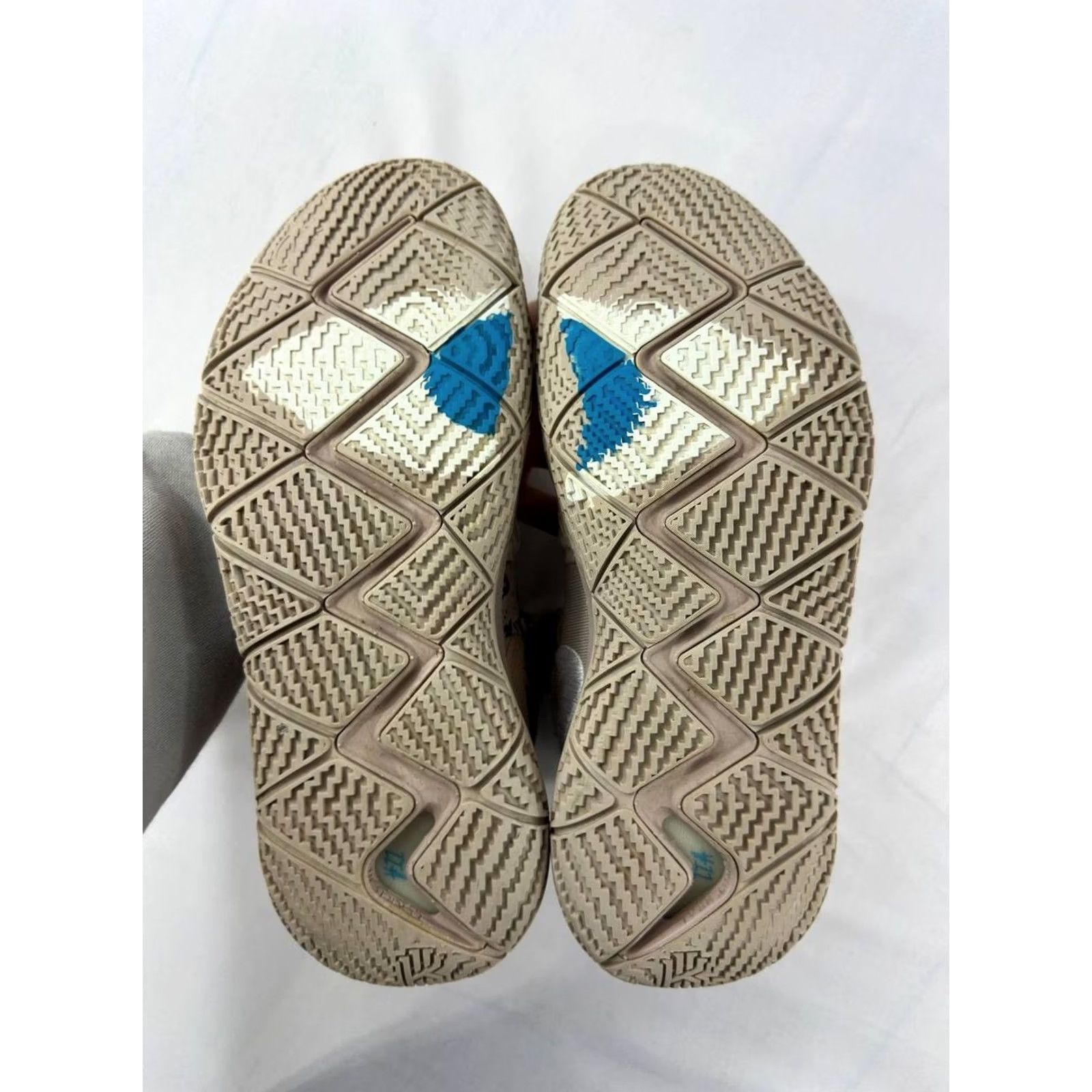 Nike Nike Kybrid S2 Desert Camo CQ9323-200 Shoes Sneaker Men 8 Brown Kyrie 2020 Des Size US 8 / EU 41 - 7 Thumbnail