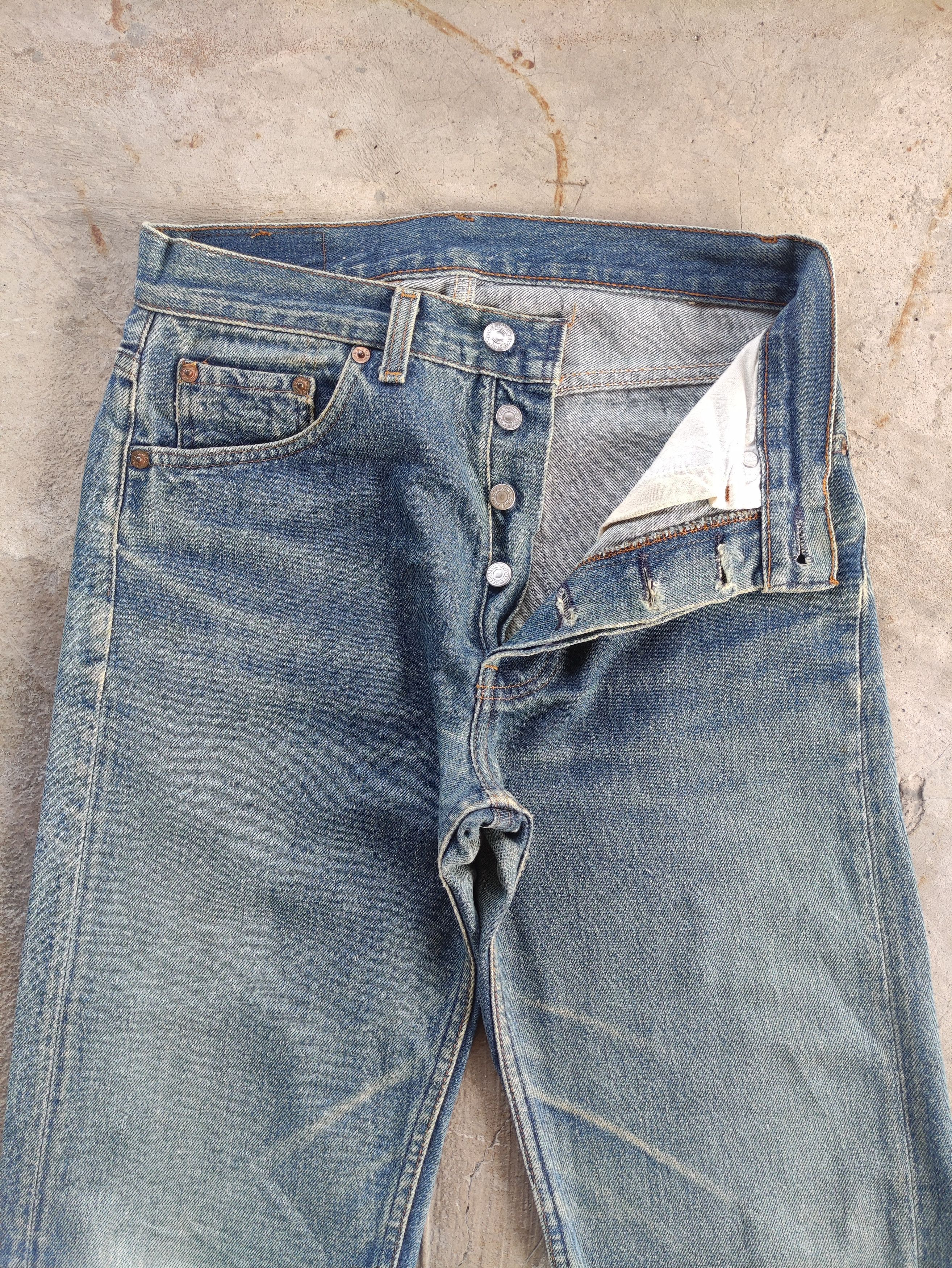 Levi's Vintage Levis 501 usa Button Jean Distressed Faded Denim Size US 28 / EU 44 - 3 Thumbnail