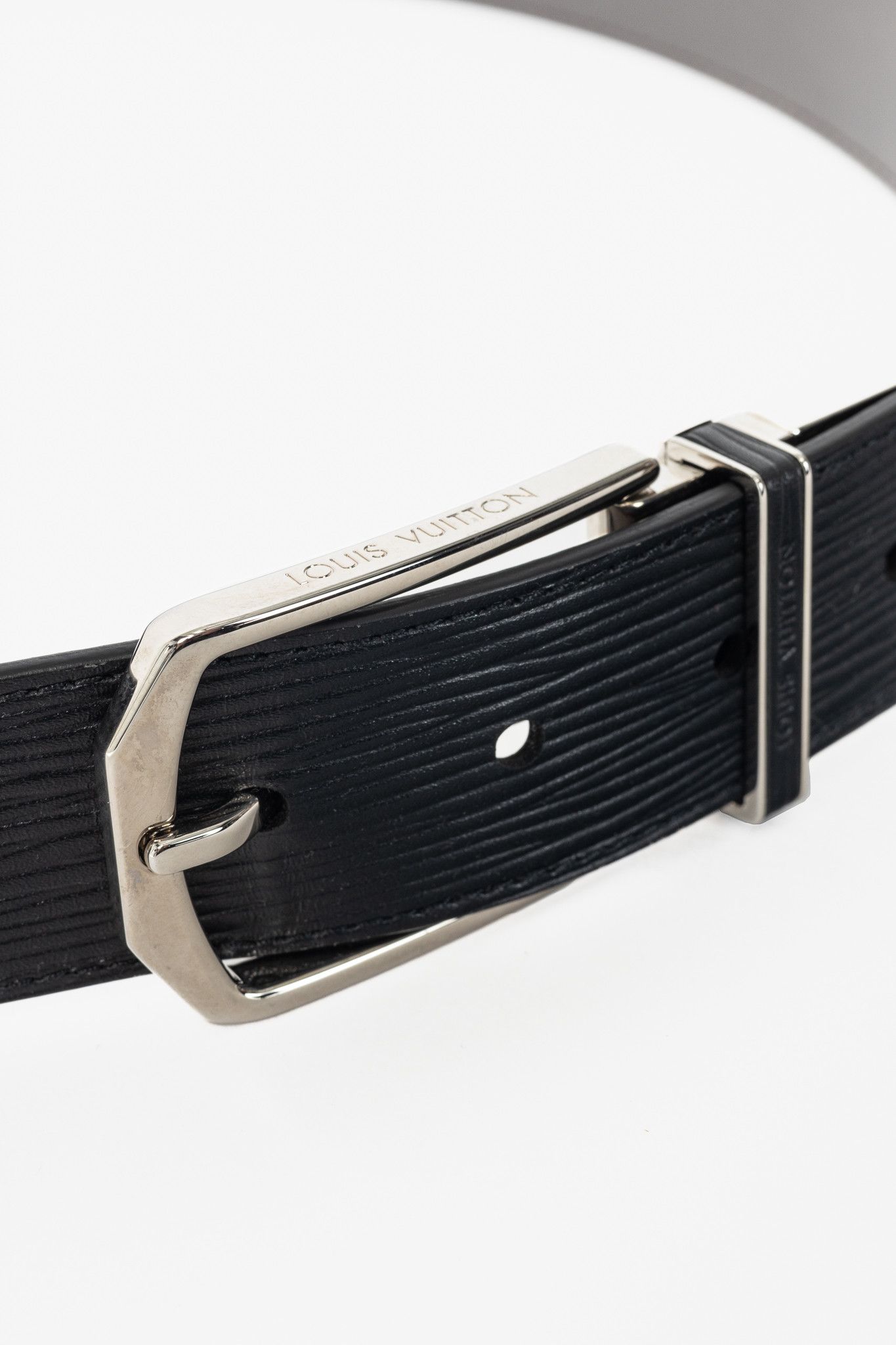 Louis Vuitton Louis Vuitton Men's Black Epi-Leather Belt Size 44 - 4 Thumbnail