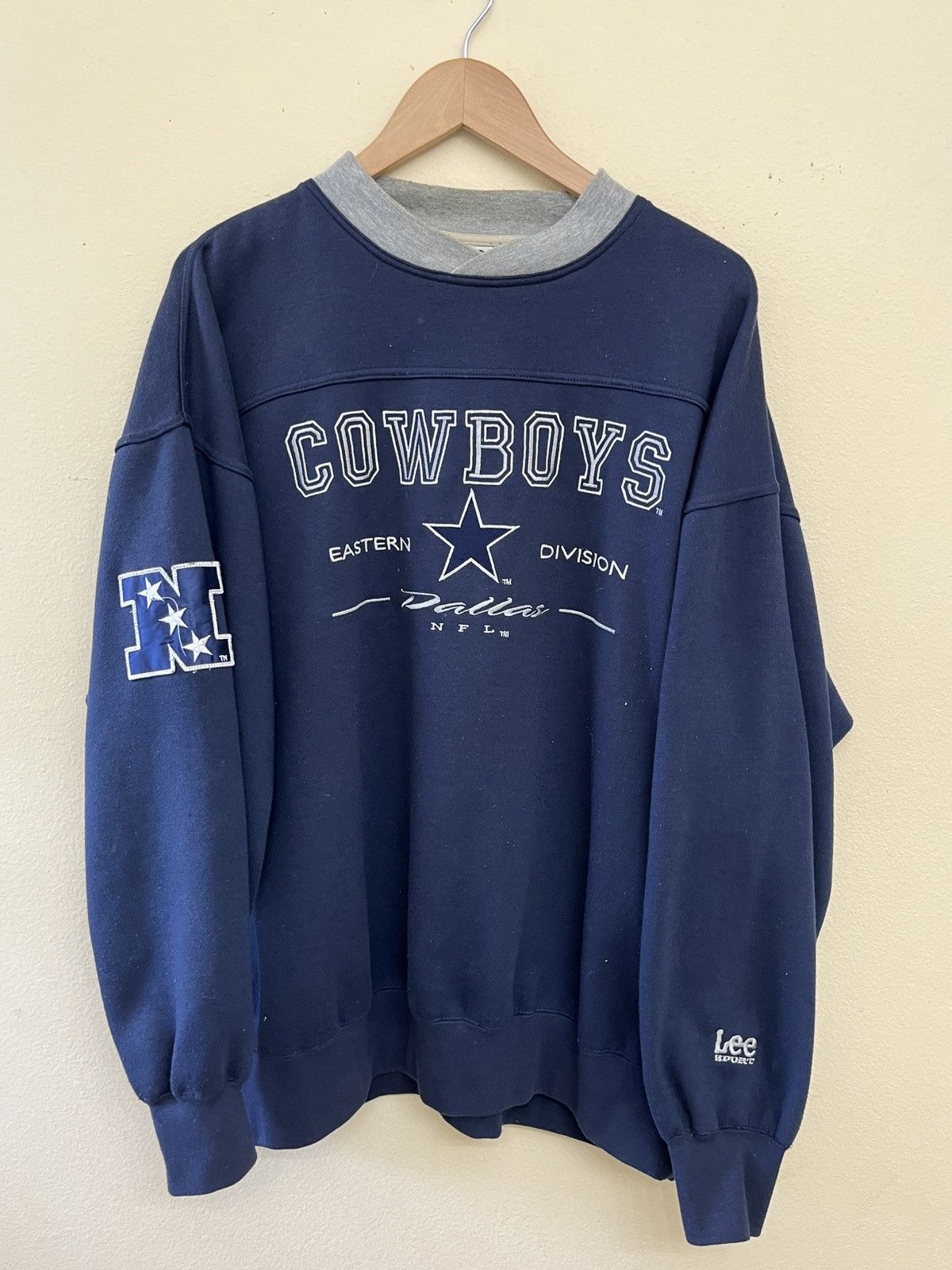 Rare!! Vintage outlet 90s Dallas Cowboys NFC Eastern Division Champions NFLP Spellout Pullover Jumper Sweatshirt Rugby Team