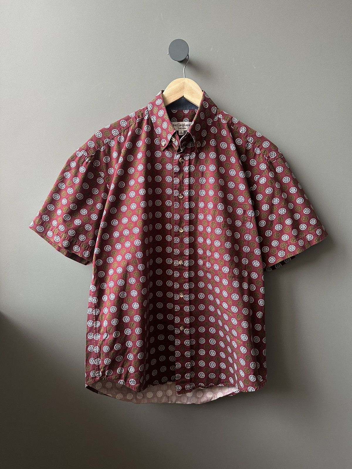 Yves Saint Laurent Vintage Yves Saint Laurent YSL Logo Pocket Abstract Shirt Size US M / EU 48-50 / 2 - 1 Thumbnail