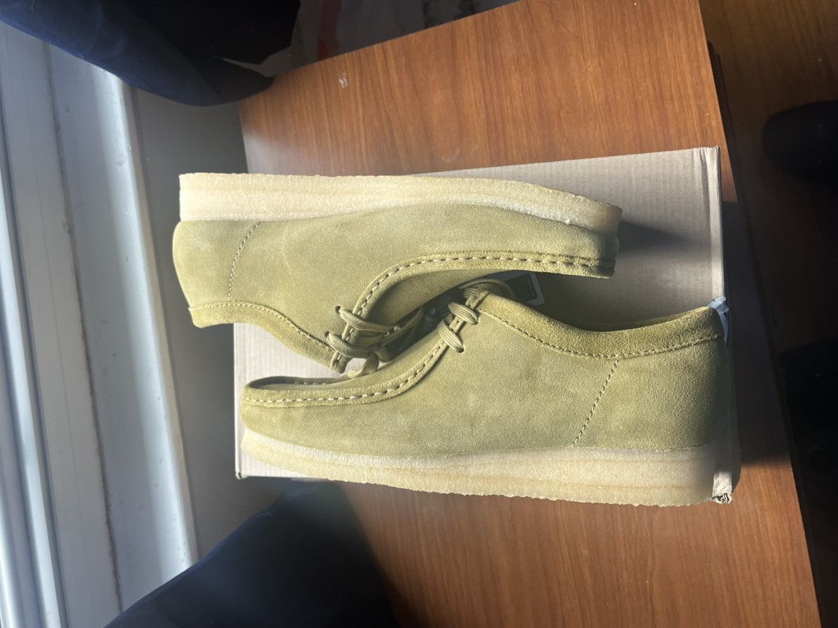 Clarks WALLABIZE MID GREEN SUEDE Size US 9 / EU 42 - 4 Thumbnail