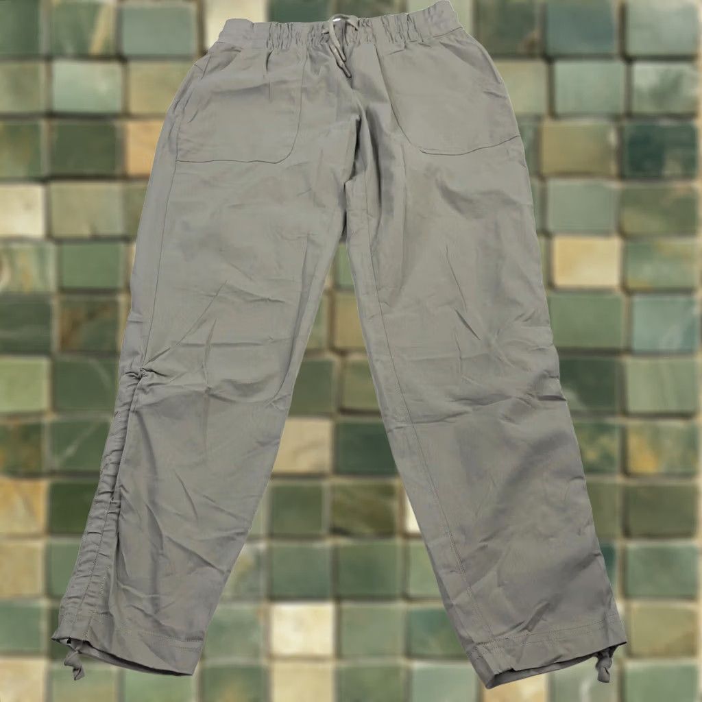 The North Face The North Face Pants Small Fit 28W 26L Thin Jogger Style Ruched Cinch Size 28" / US 6 / IT 42 - 1 Thumbnail