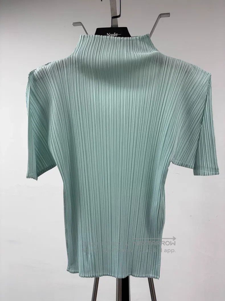 Issey Miyake Issey Miyake Lake Blue Pleated Top Size L / US 10 / IT 46 - 1 Thumbnail