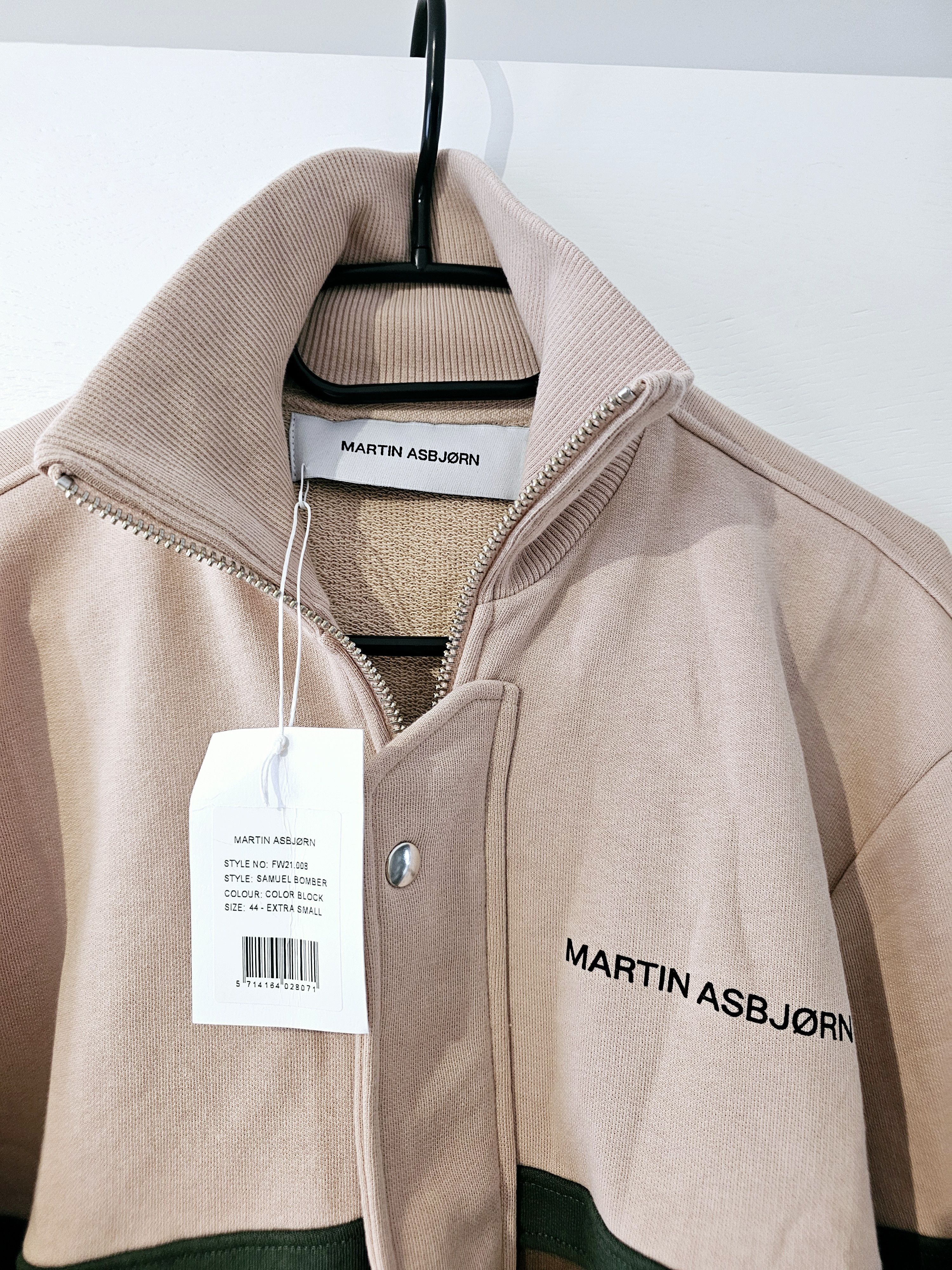 Martin Asbjorn Martin Asbjorn bomber Jacket 44 xs NEW WITH TAGS Size US S / EU 44-46 / 1 - 3 Thumbnail