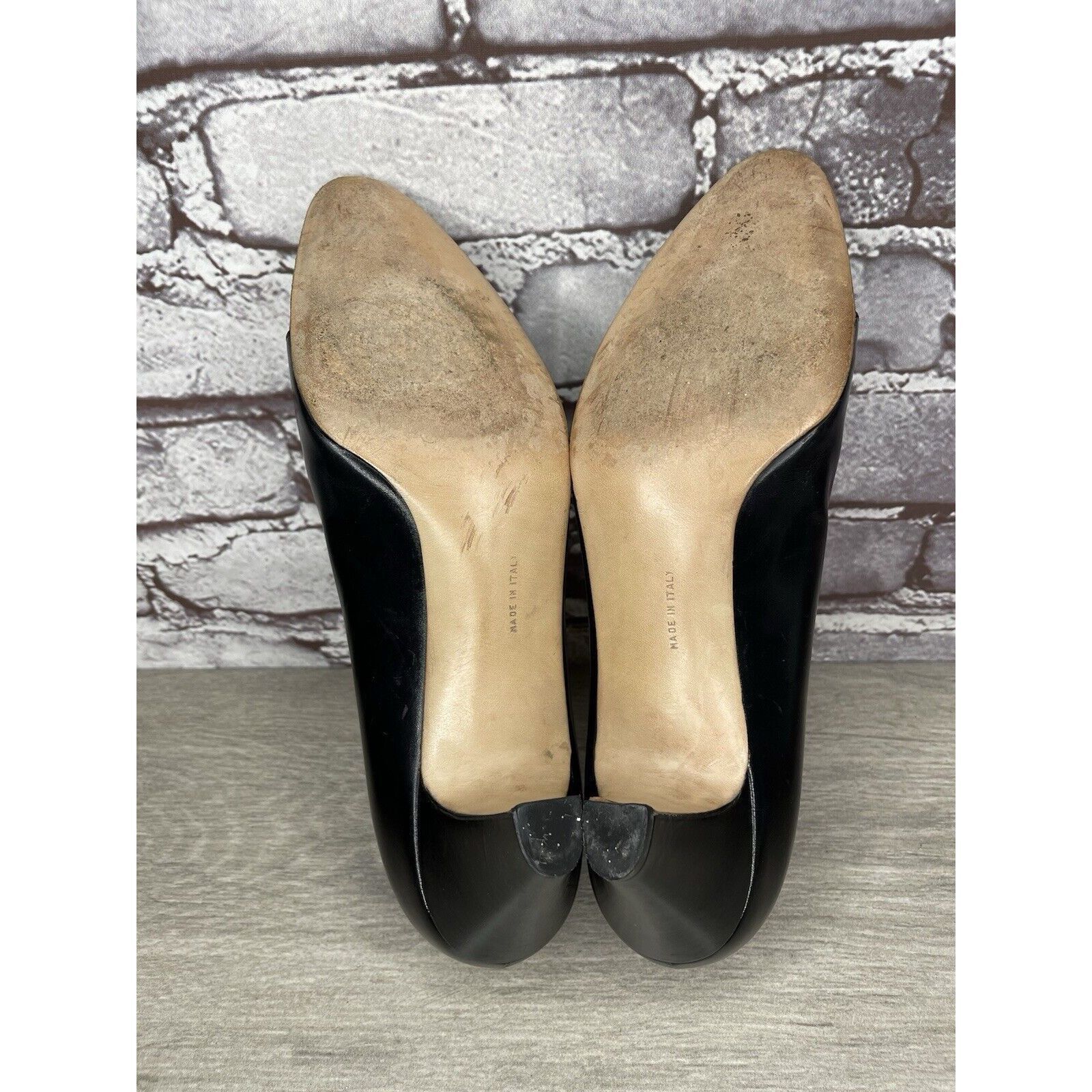 Salvatore Ferragamo Salvatore Ferragamo Black Leather Pointed Toe Pump Heels Wom Size US 7.5 / IT 37.5 - 7 Thumbnail