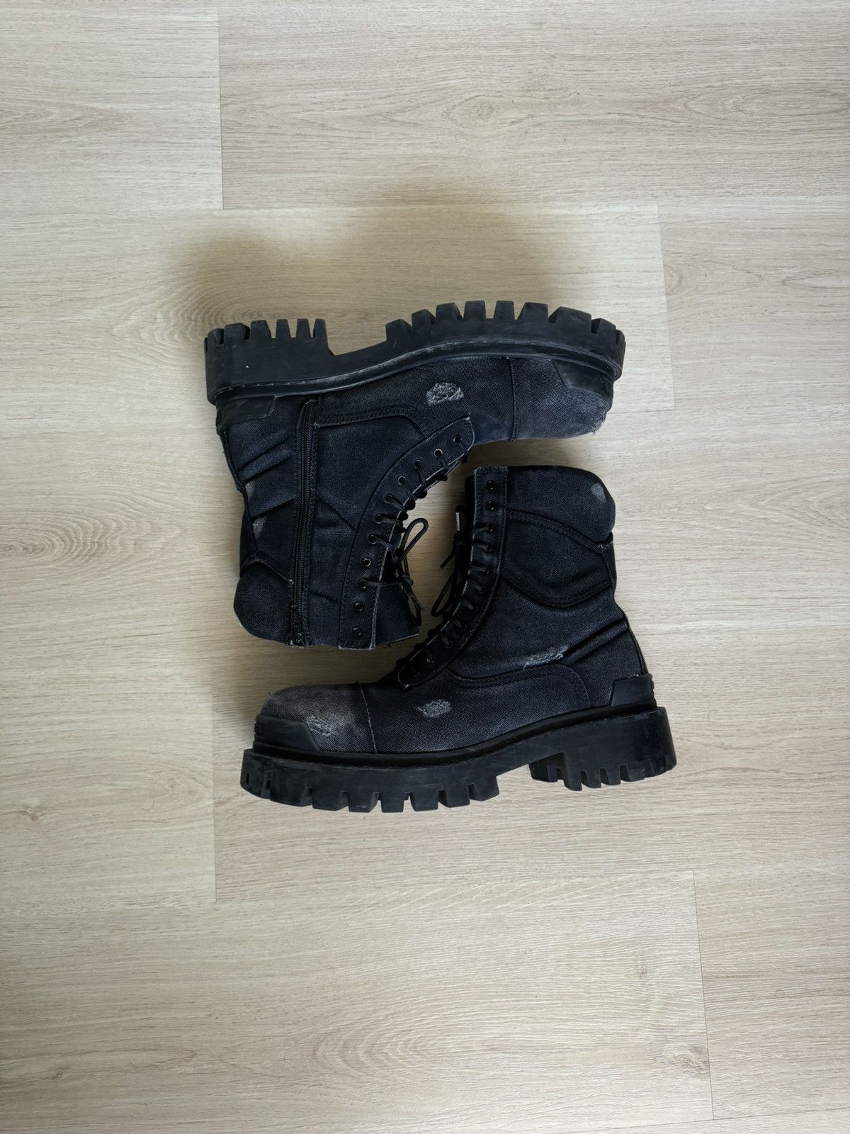 Balenciaga Balenciaga FW22 Combat Boots Size US 11 / EU 44 - 2 Thumbnail