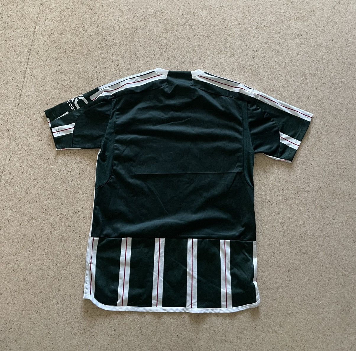 Adidas Adidas Manchester United TeamViewer Size US XL / EU 56 / 4 - 2 Thumbnail
