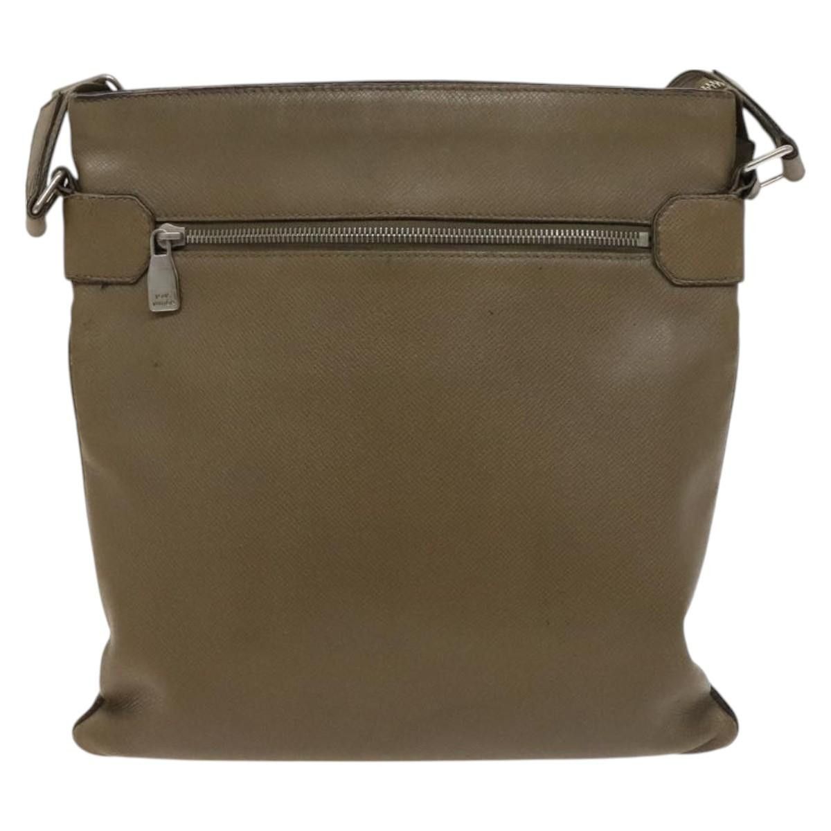 Louis Vuitton LOUIS VUITTON Taiga Sasha Shoulder Bag Porer M32628 Size ONE SIZE - 2 Thumbnail