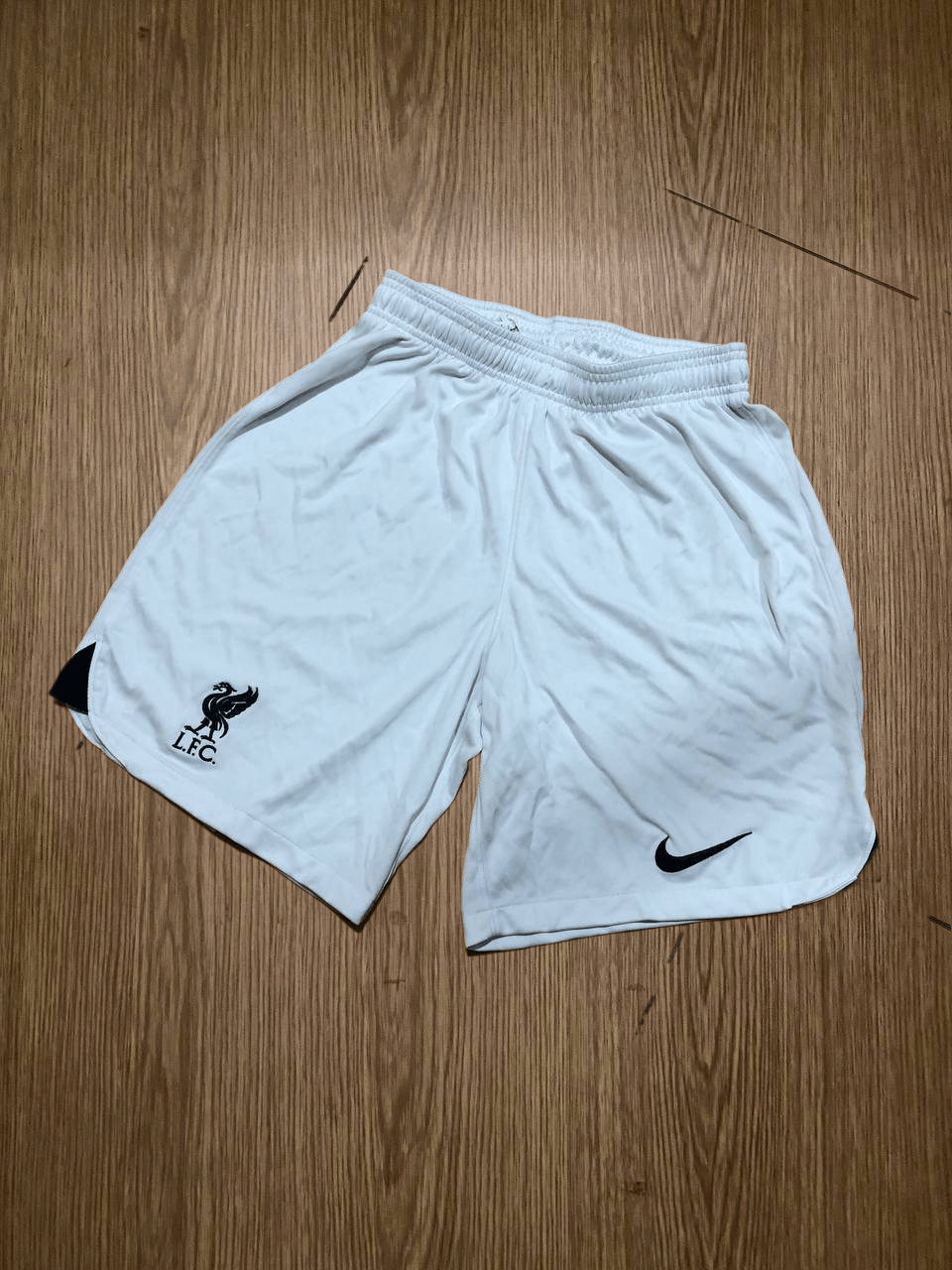 Nike Vintage Nike shorts streetwear swoosh casual y2k Size US 32 / EU 48 - 1 Thumbnail