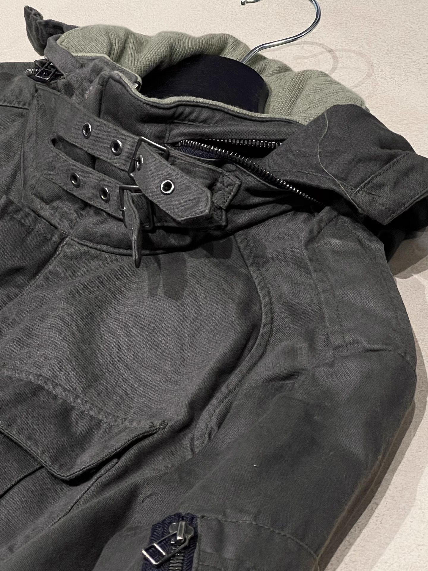 Carhartt 90s Military Strap Bomber Jacket Q13 Size US L / EU 52-54 / 3 - 3 Thumbnail