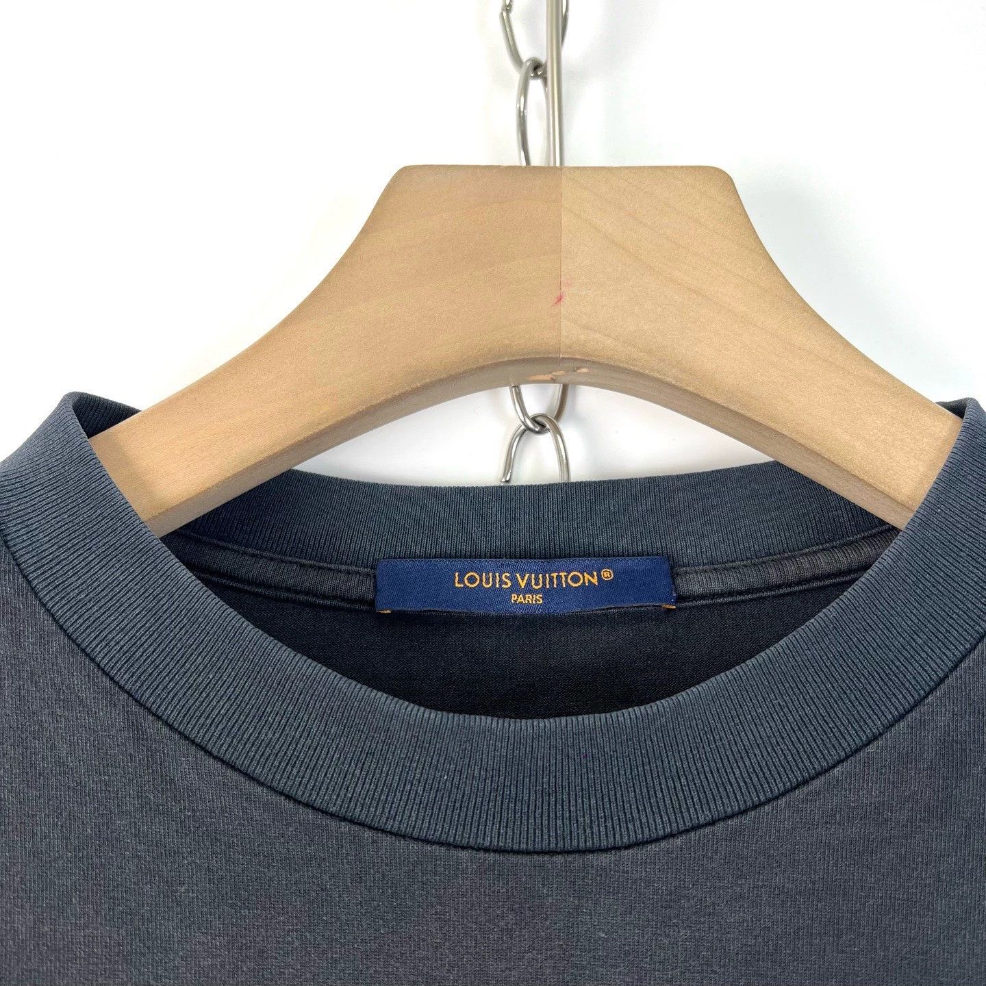 Louis Vuitton LV Black Gradient All-over Logo Print Short-Sleeve T-Shirt Size US M / EU 48-50 / 2 - 6 Thumbnail
