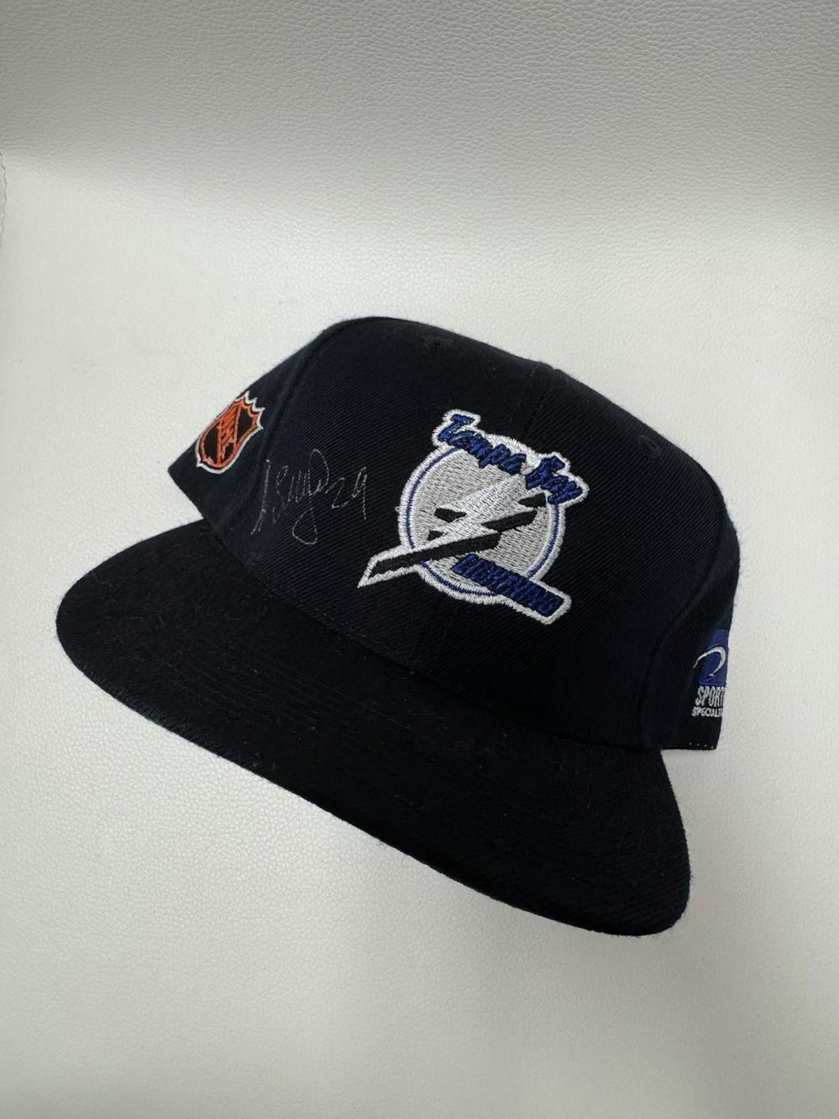 NHL × Sports Specialties × Vintage NWT Vintage NHL Tampa Bay Lightning Sports Specialties Hat Size ONE SIZE - 1 Thumbnail