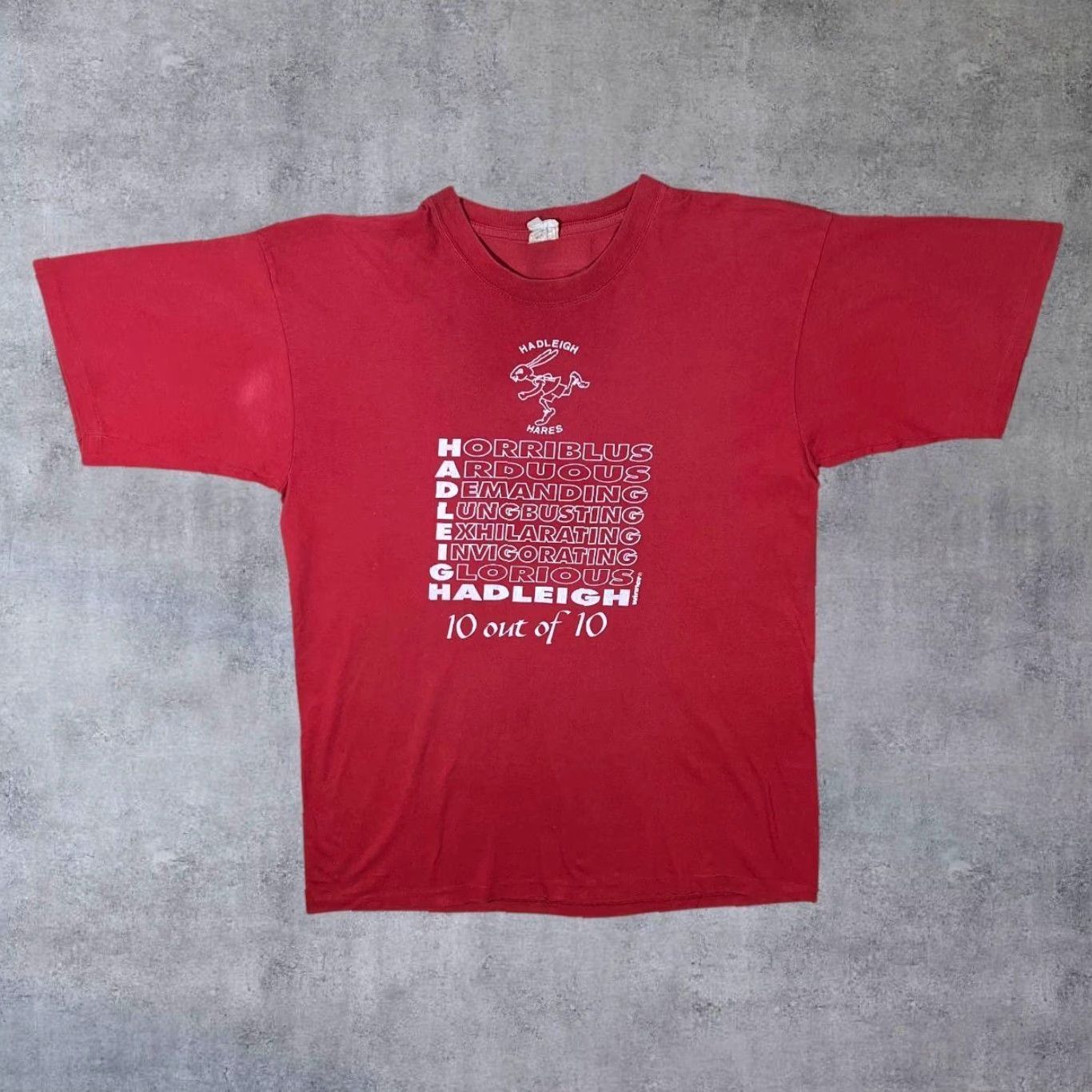 Vintage VINTAGE Hadleigh Hares "10 Out Of 10" Souvenir Red Single Stitch T-Shirt Large Size US L / EU 52-54 / 3 - 2 Thumbnail