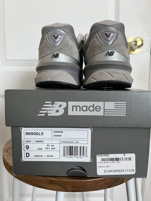 New Balance New Balance 990v5 Sneakers Size US 9 / EU 42 - 7 Thumbnail