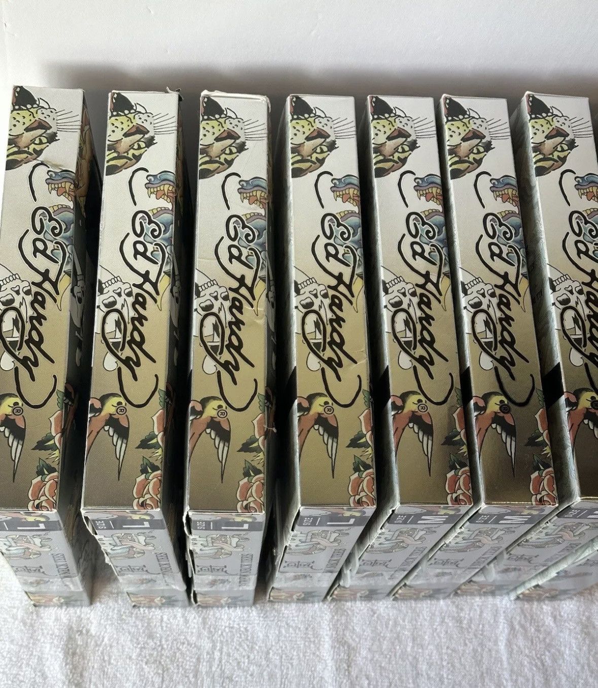 Ed Hardy NEW 3-Pack Ed Hardy Crew Neck T-Shirts. Size M & L Size US M / EU 48-50 / 2 - 3 Thumbnail