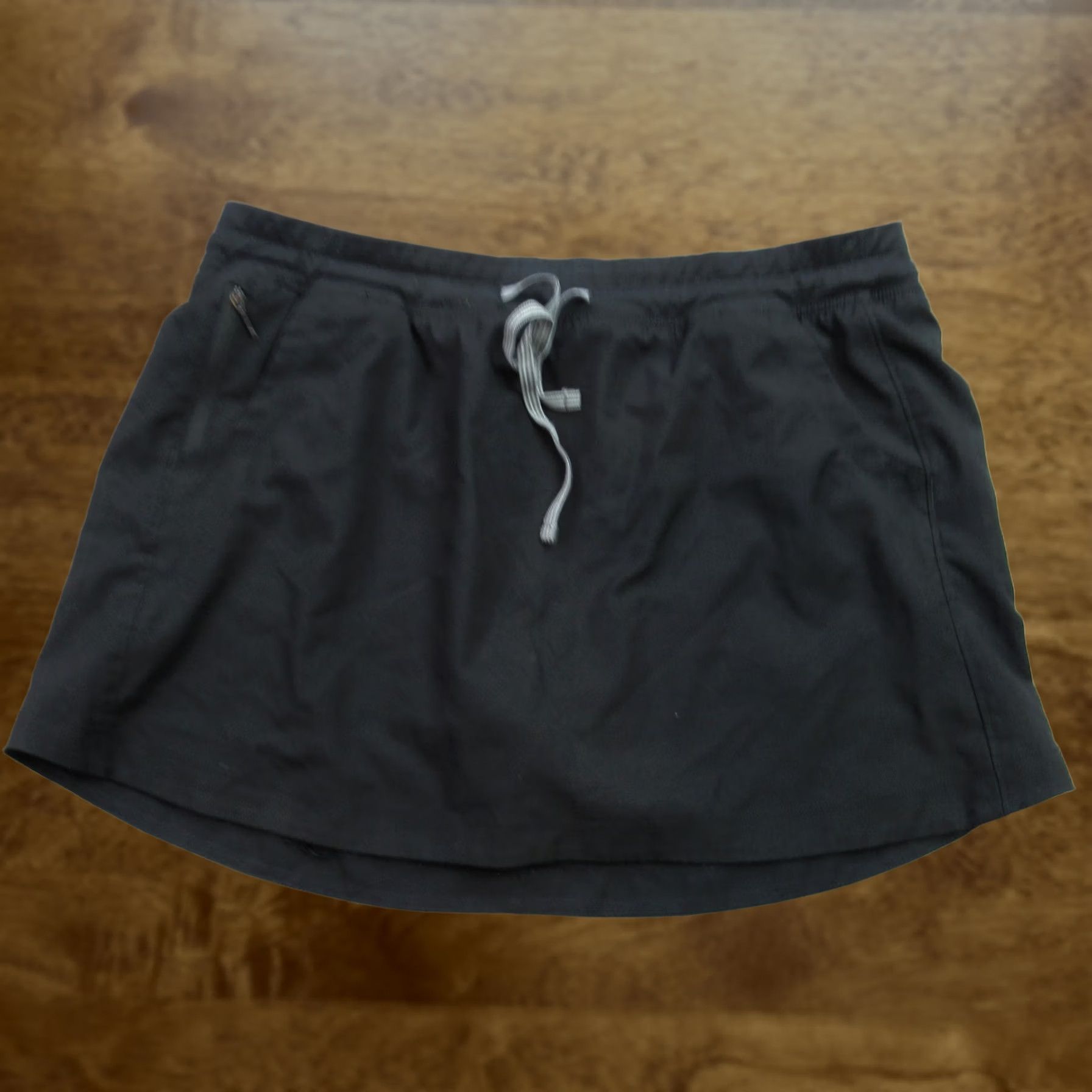 The North Face The North Face Skirt Womens XL Lightweight Outdoors Golf Tennis Black Casual Size 40" / US 18 - 1 Thumbnail