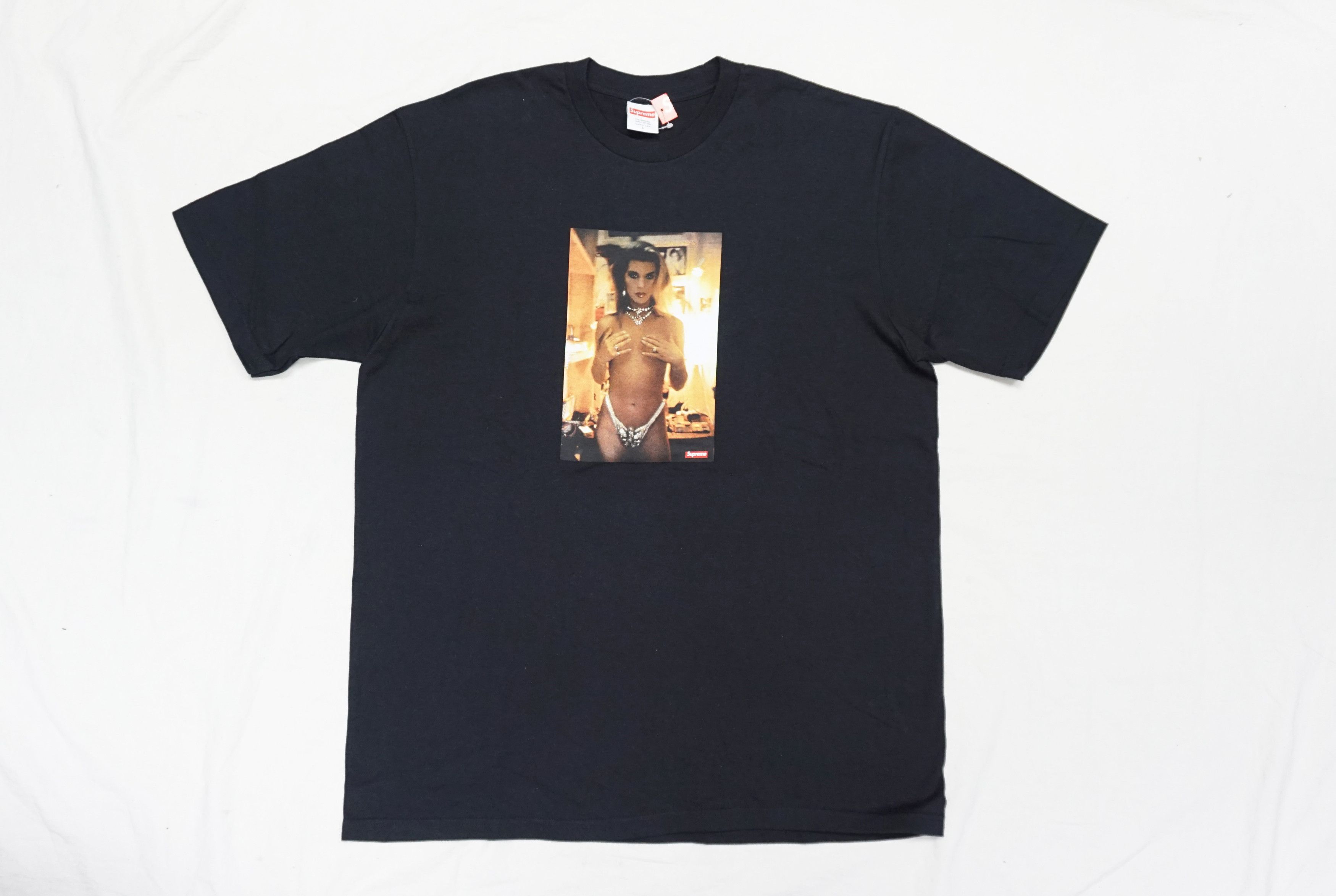 Supreme SS18 Supreme Nan Goldin Kim in Rhinestone T-shirt Size US L / EU 52-54 / 3 - 1 Thumbnail