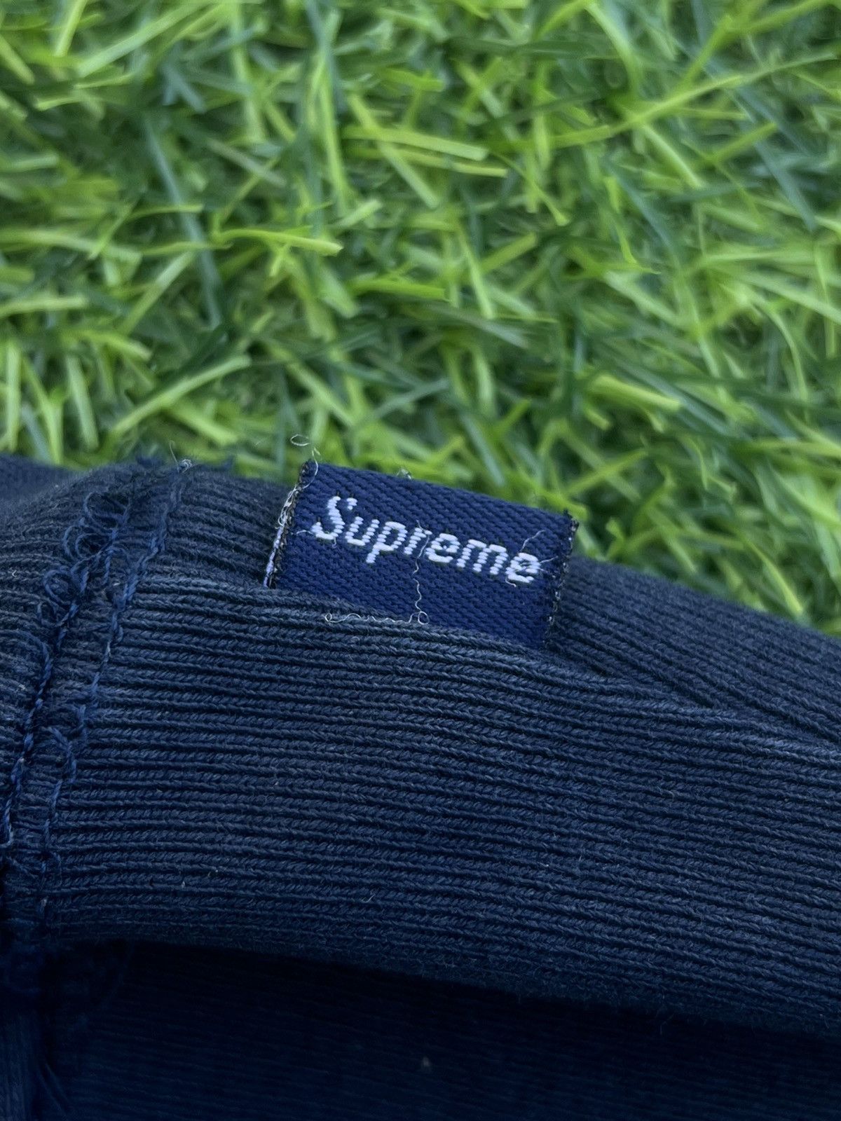Supreme Vintage Navy Blue Box Logo Supreme (Bogo hoodie) Size US M / EU 48-50 / 2 - 7 Thumbnail