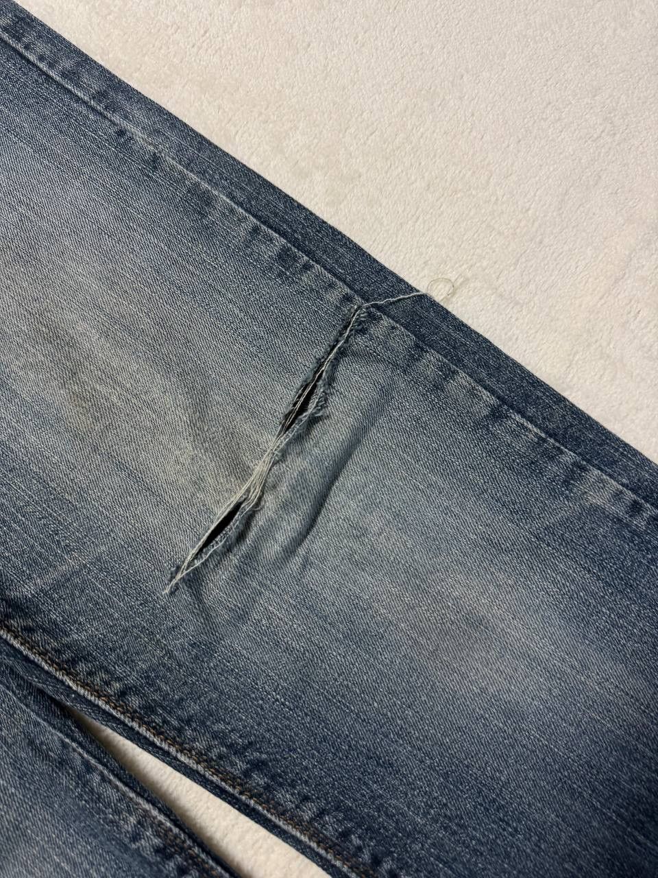 Levi's GRUNGE Levi’s Slim Straight Fit Faded Distressed Blue Jeans Size US 33 - 8 Thumbnail