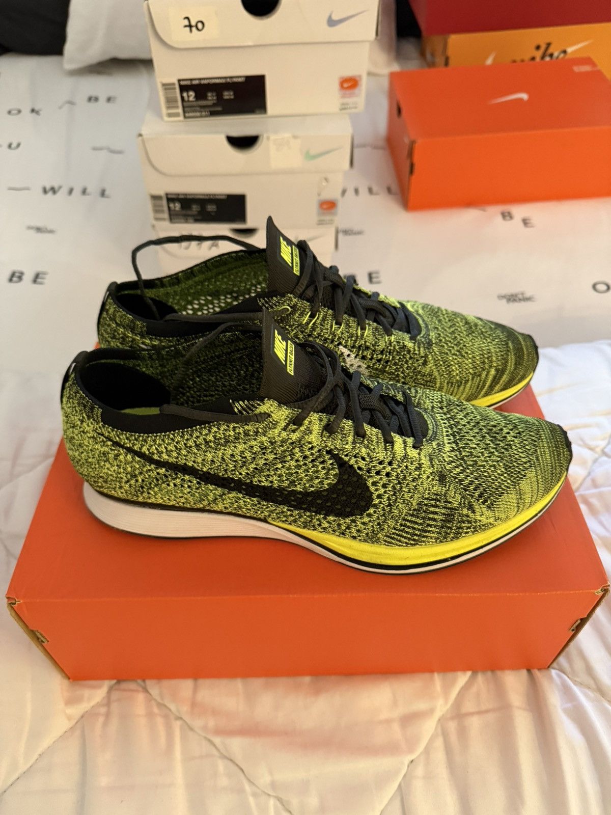 Nike Nike Flyknit Racer Volt 12US Size US 12 / EU 45 - 4 Thumbnail