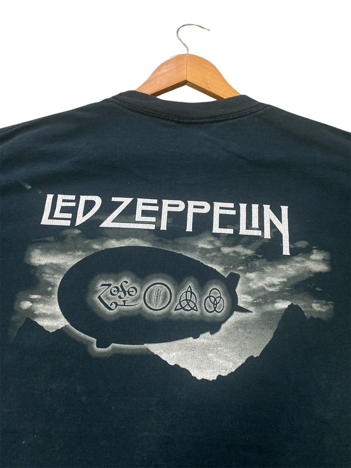 Band Tees × Led Zeppelin × Vintage 💸BINDING OFFER💸VINTAGE LED ZEPPELIN ZOSO SHIRT TEE💥 Size US L / EU 52-54 / 3 - 12 Thumbnail