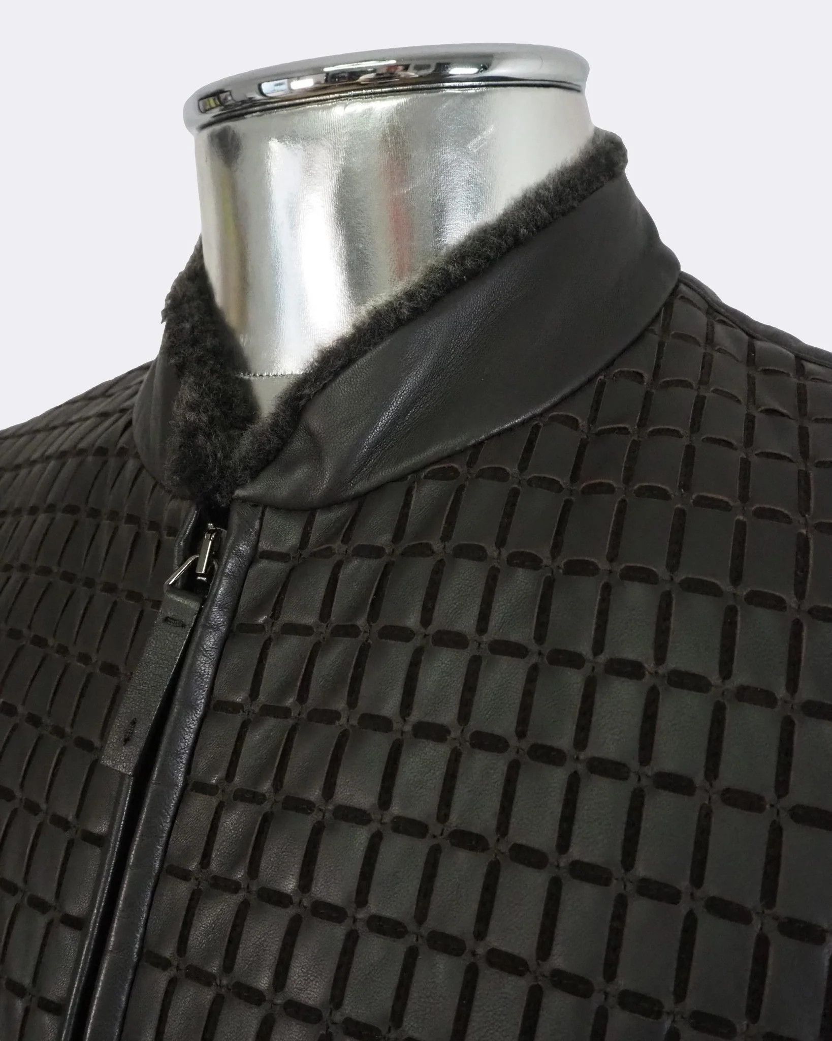 Armani Collezioni Armani Collezioni Square FrontLeatherJacket Fur Collar$2325 Size US M / EU 48-50 / 2 - 5 Thumbnail