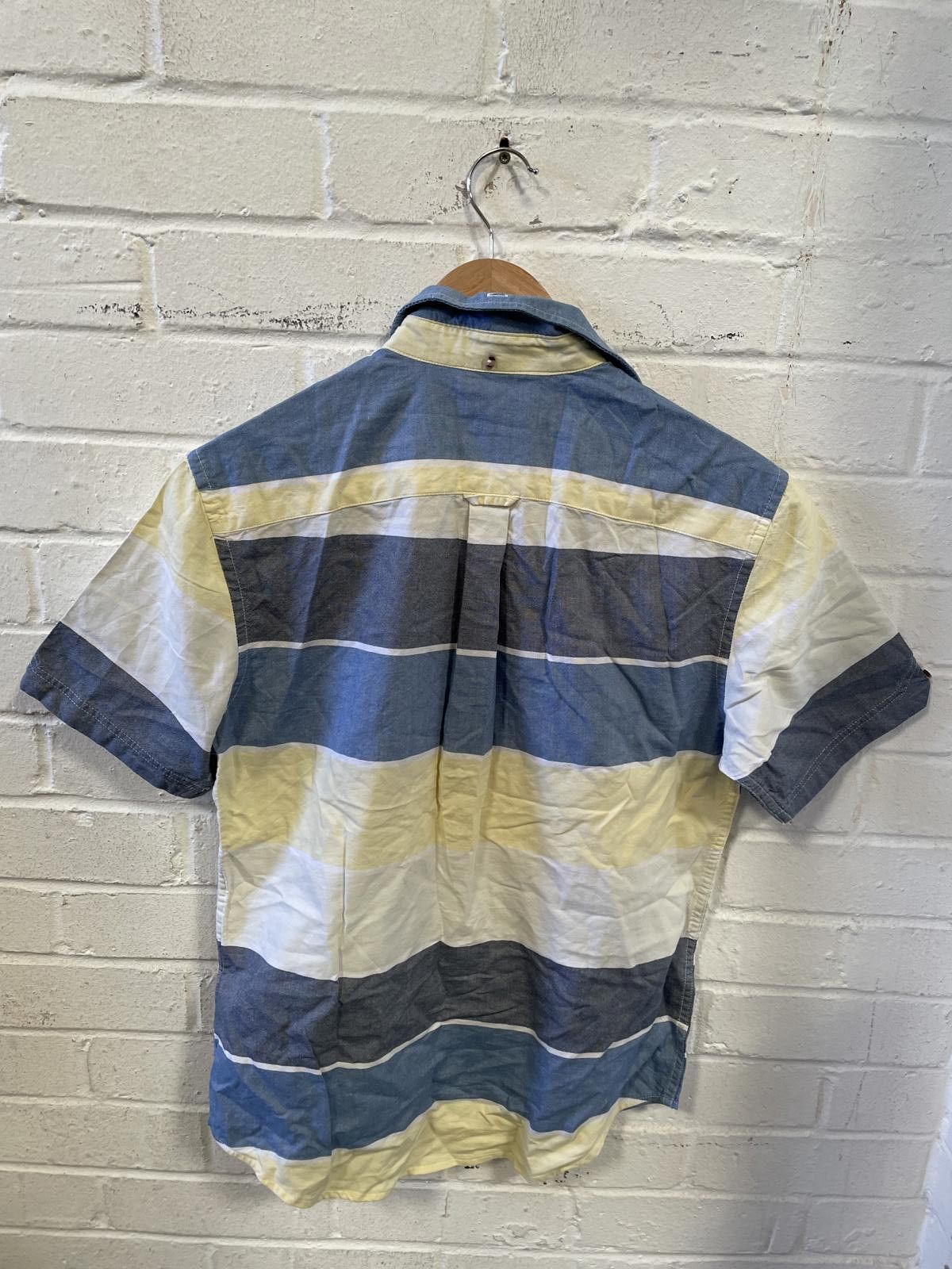 Ben Sherman Ben Sherman Men's Short Sleeve Button-Up Shirt Size US S / EU 44-46 / 1 - 4 Thumbnail