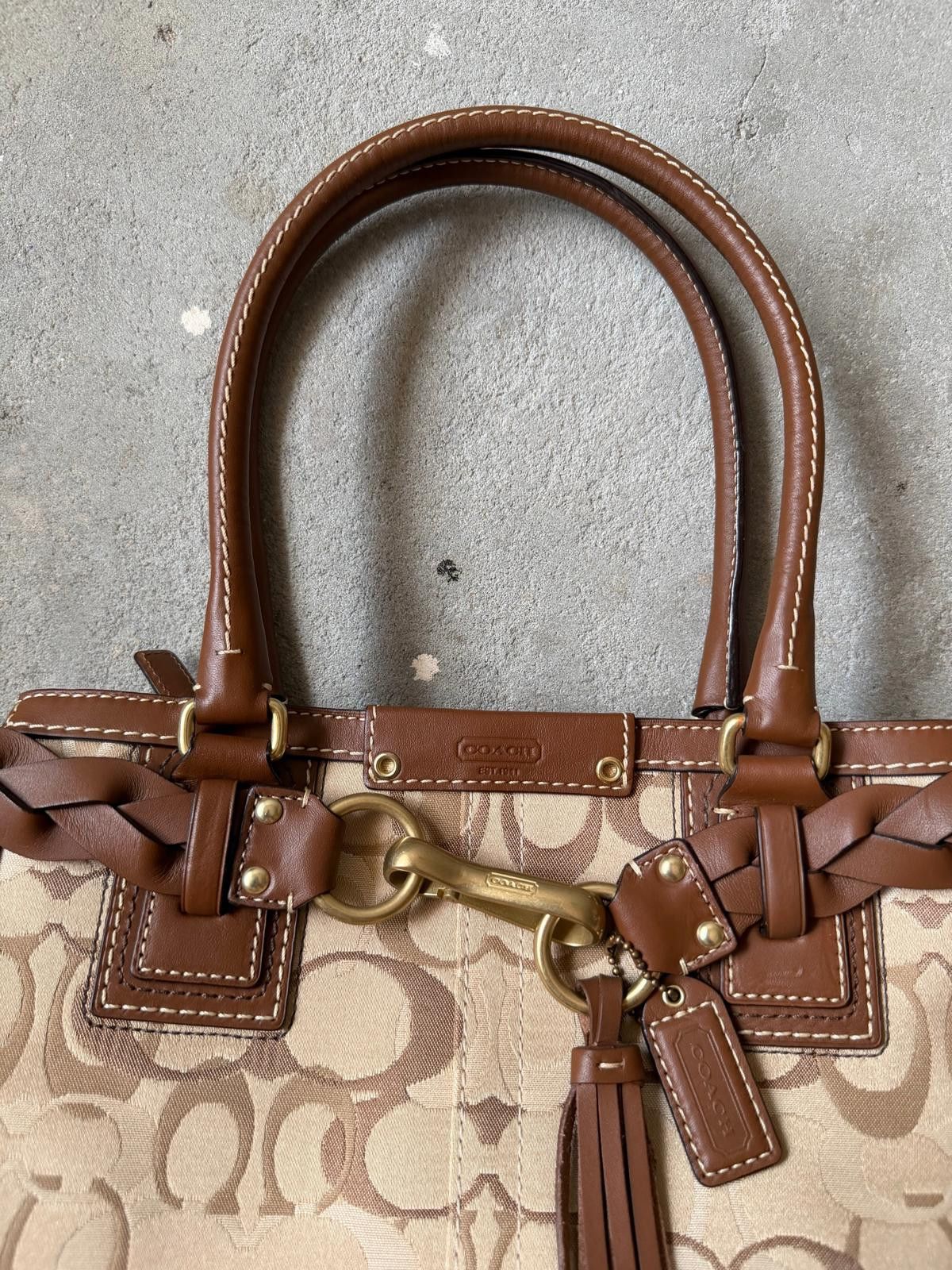 Coach Coach Signature Hampton Clip Shoulder Bag Beige/Brown Size ONE SIZE - 3 Thumbnail