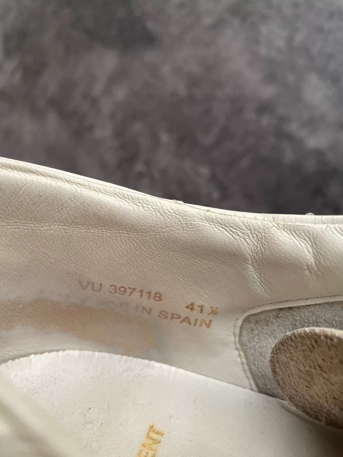 Saint Laurent Paris Saint Laurent Star Studded Sneakers Size 41.5. Size US 8.5 / EU 41-42 - 6 Thumbnail