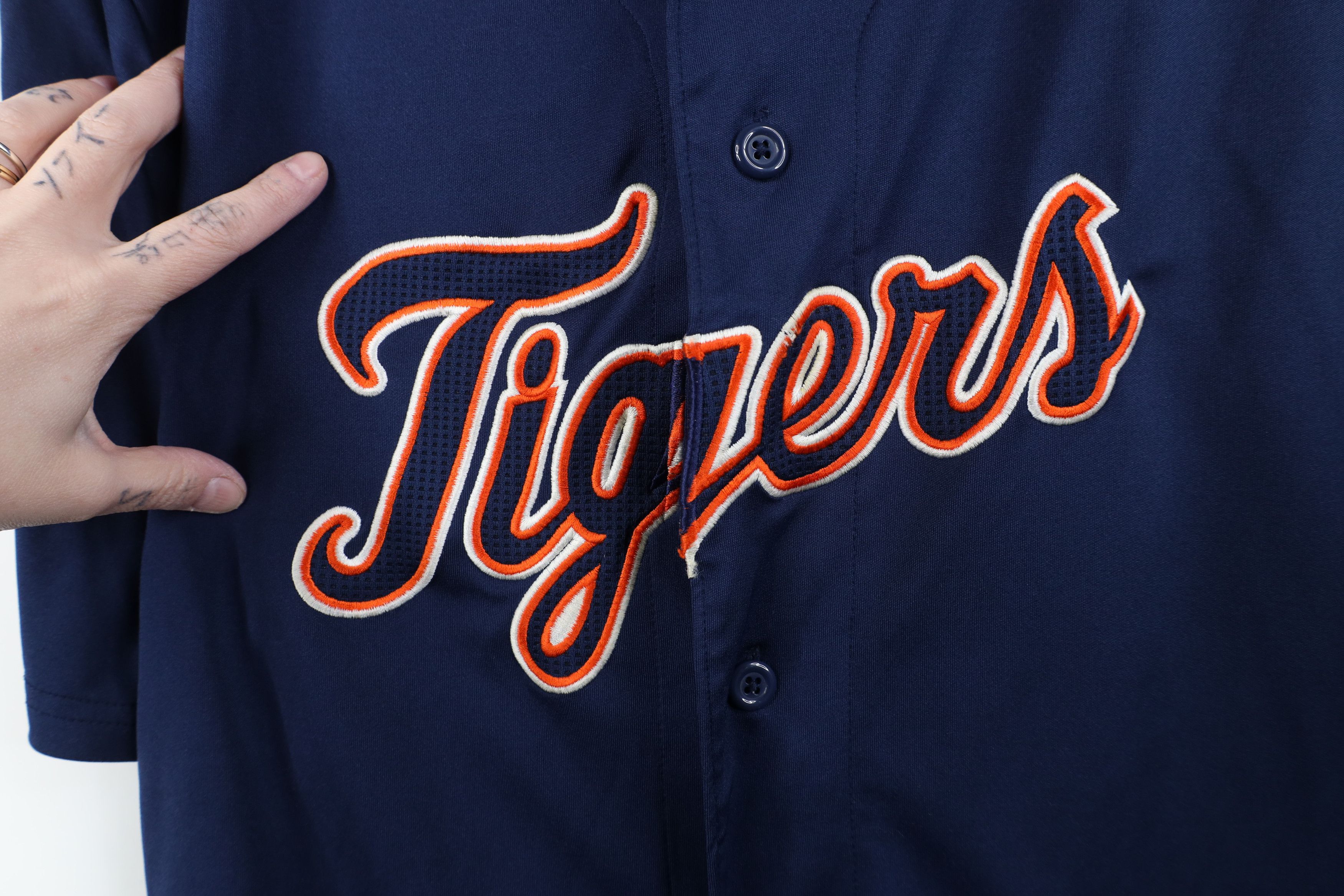 Vintage Vintage Y2K Script Detroit Tigers Baseball Jersey Blue Size US XL / EU 56 / 4 - 5 Thumbnail