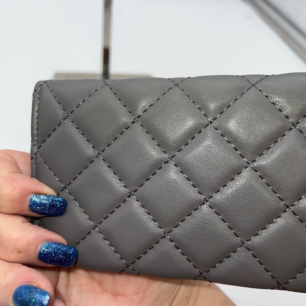 Badgley Mischka Badgley Mischka Diamond Quilting Long Wallet Size ONE SIZE - 5 Thumbnail