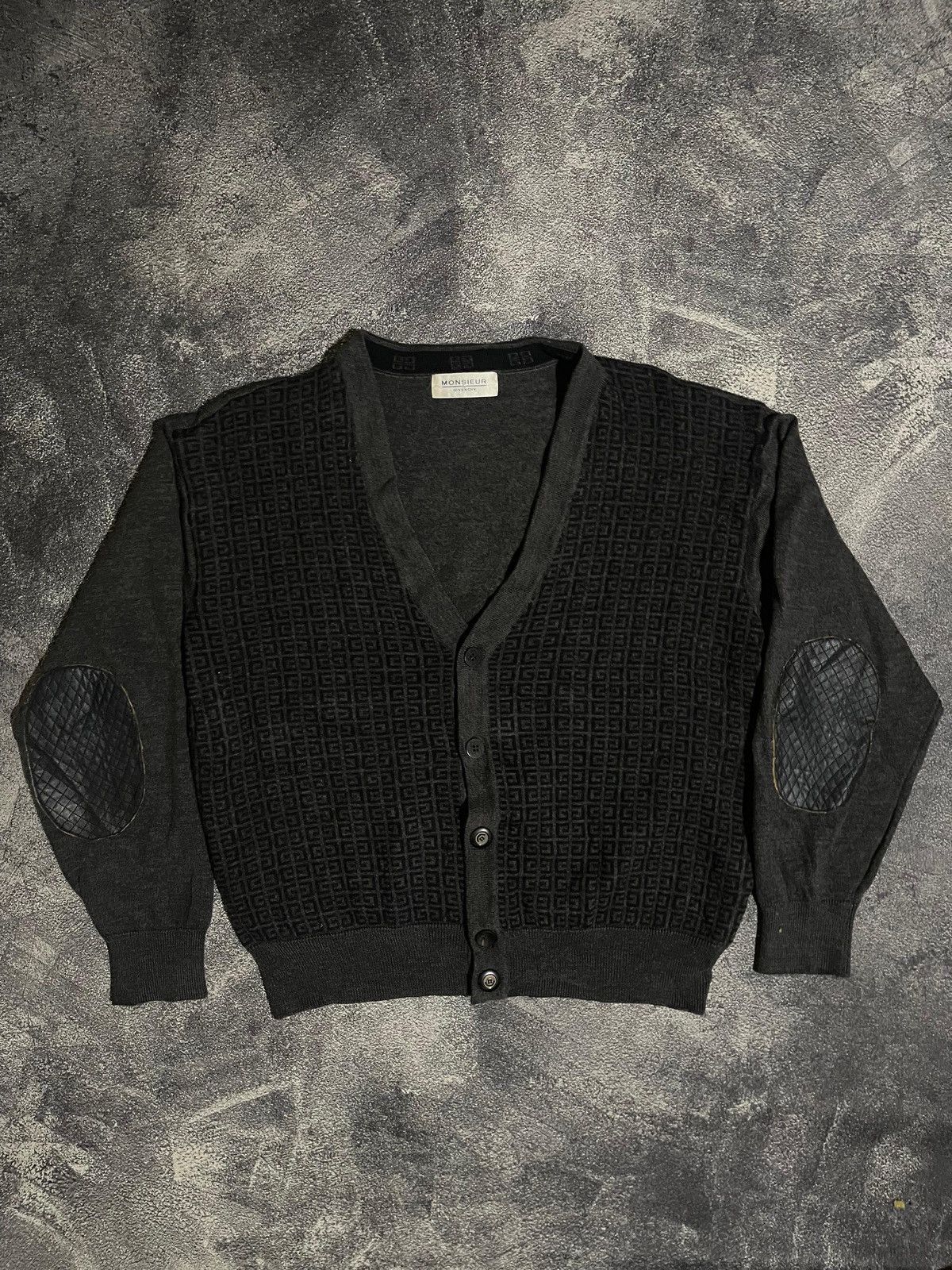 Givenchy × Vintage Givenchy Monogram Cardigan Knitted Size US M / EU 48-50 / 2 - 1 Thumbnail