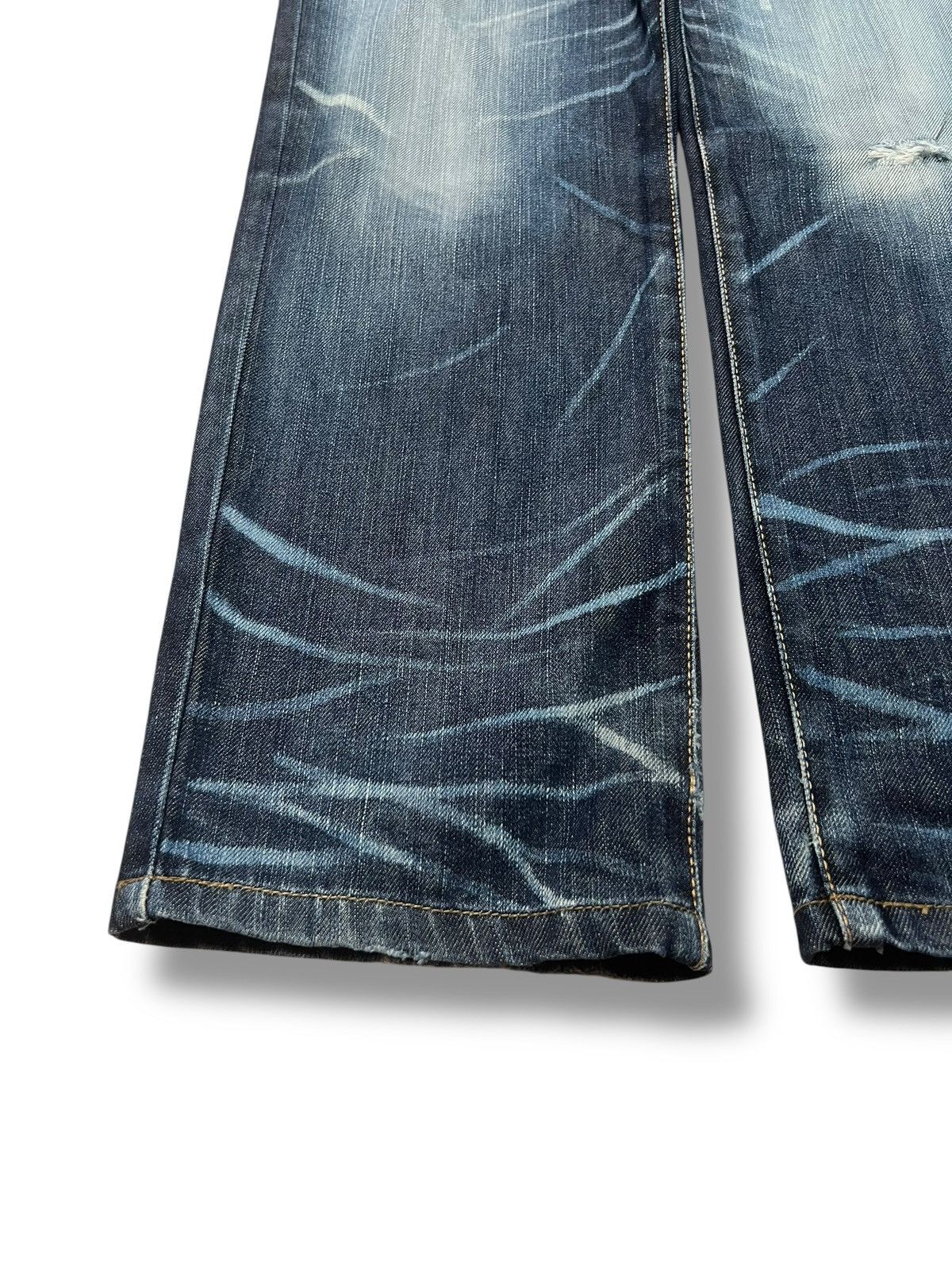 Edwin Vintage Edwin 403 Japan - Faded Whisker Wash Jeans Size US 32 / EU 48 - 6 Thumbnail