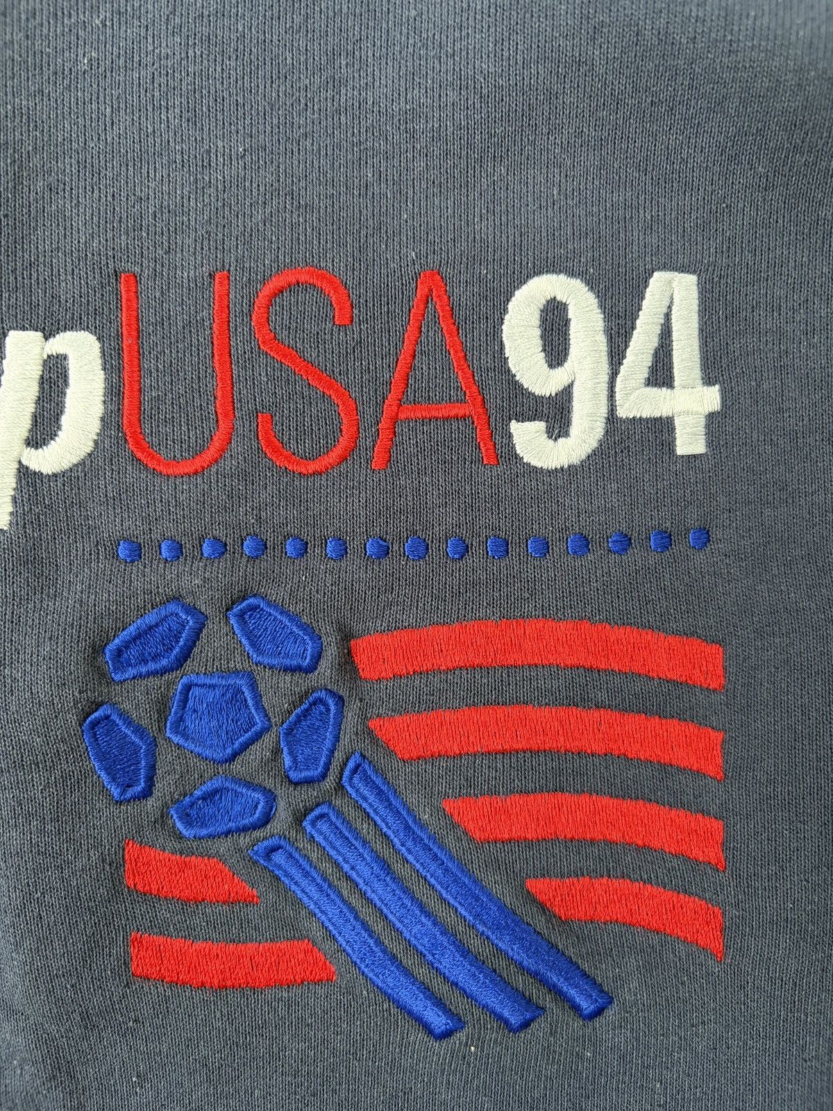 Vintage 1994 World Cup USA Football Soccer Vintage Sweatshirt Size US M / EU 48-50 / 2 - 3 Thumbnail
